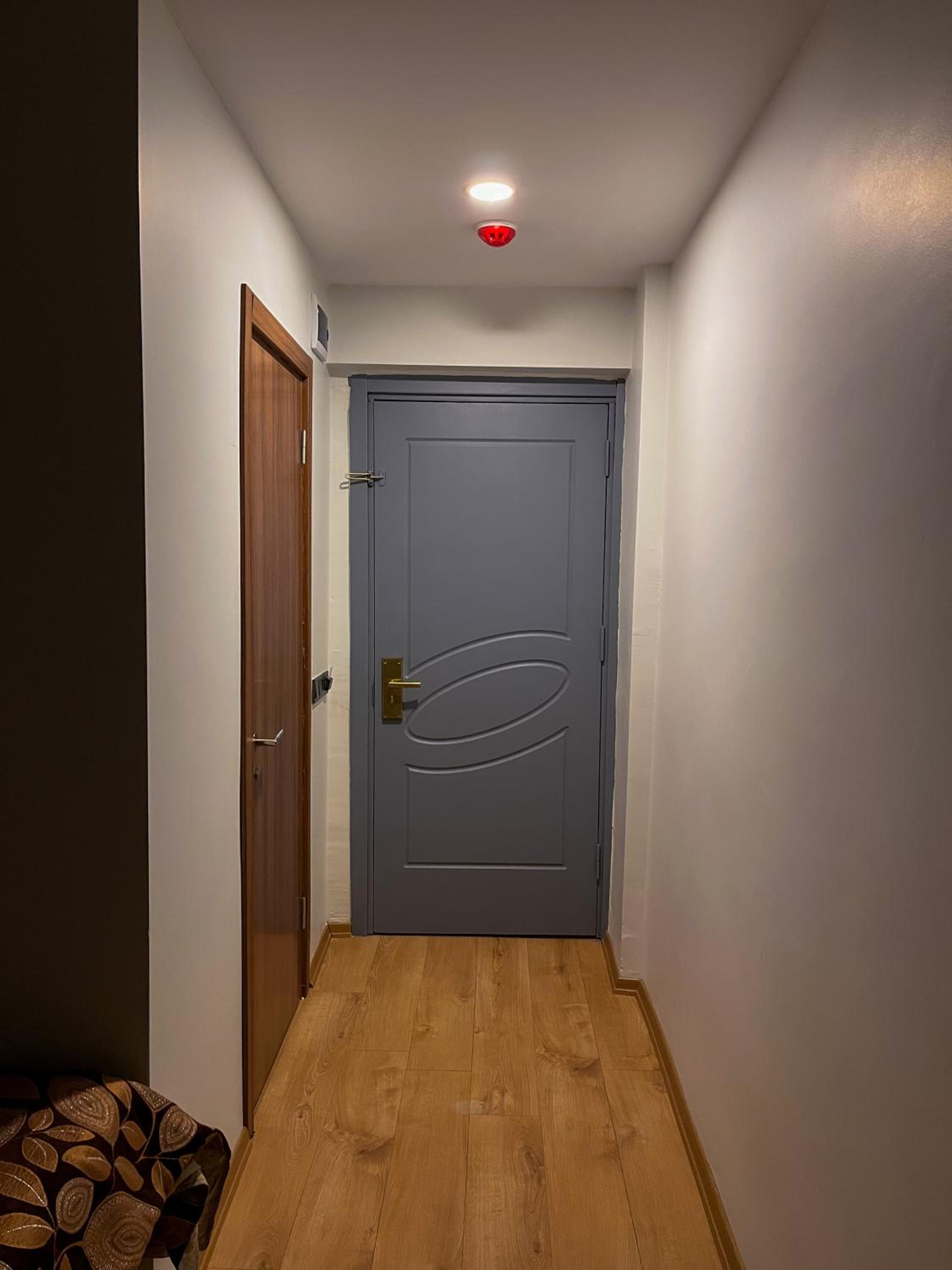 Double Room - Photo 7