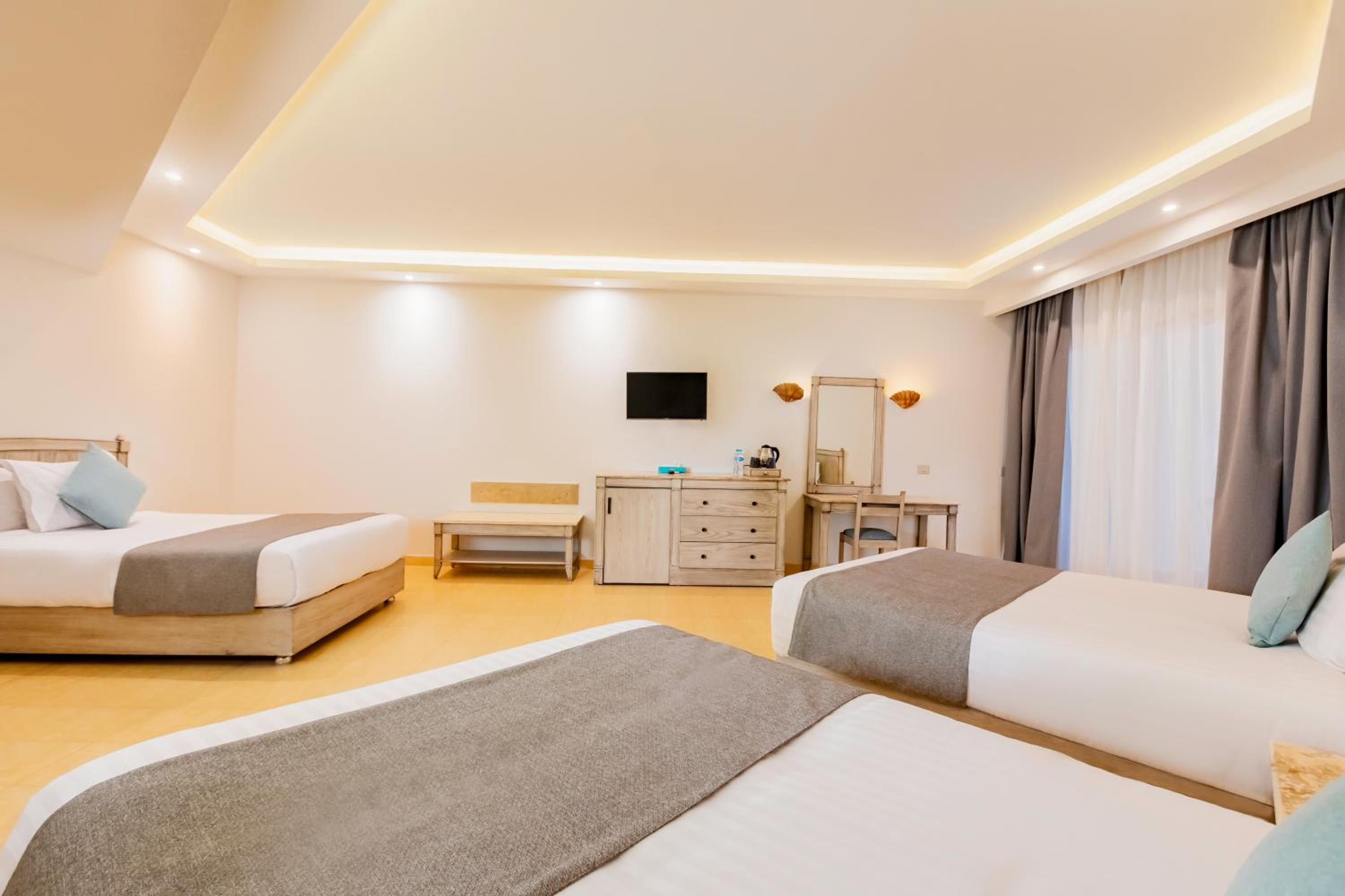 Mega Room photo 2