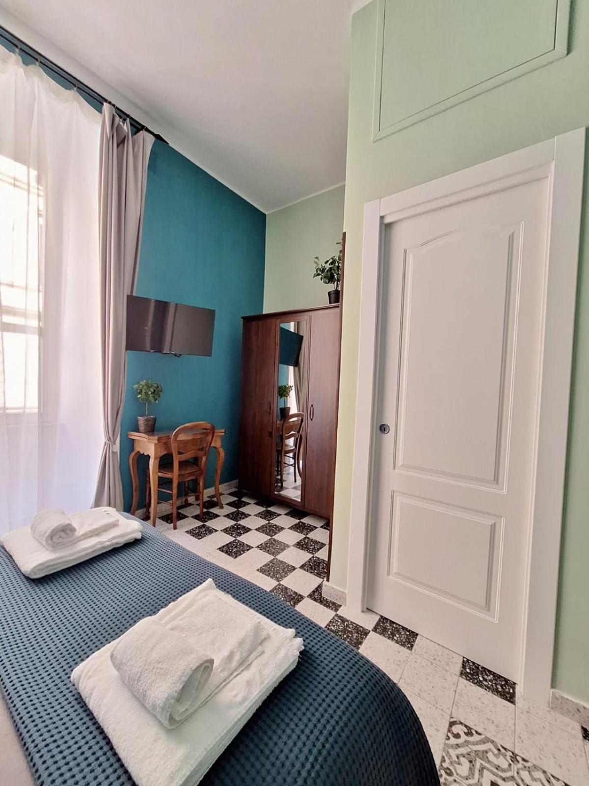 Double Room photo 3