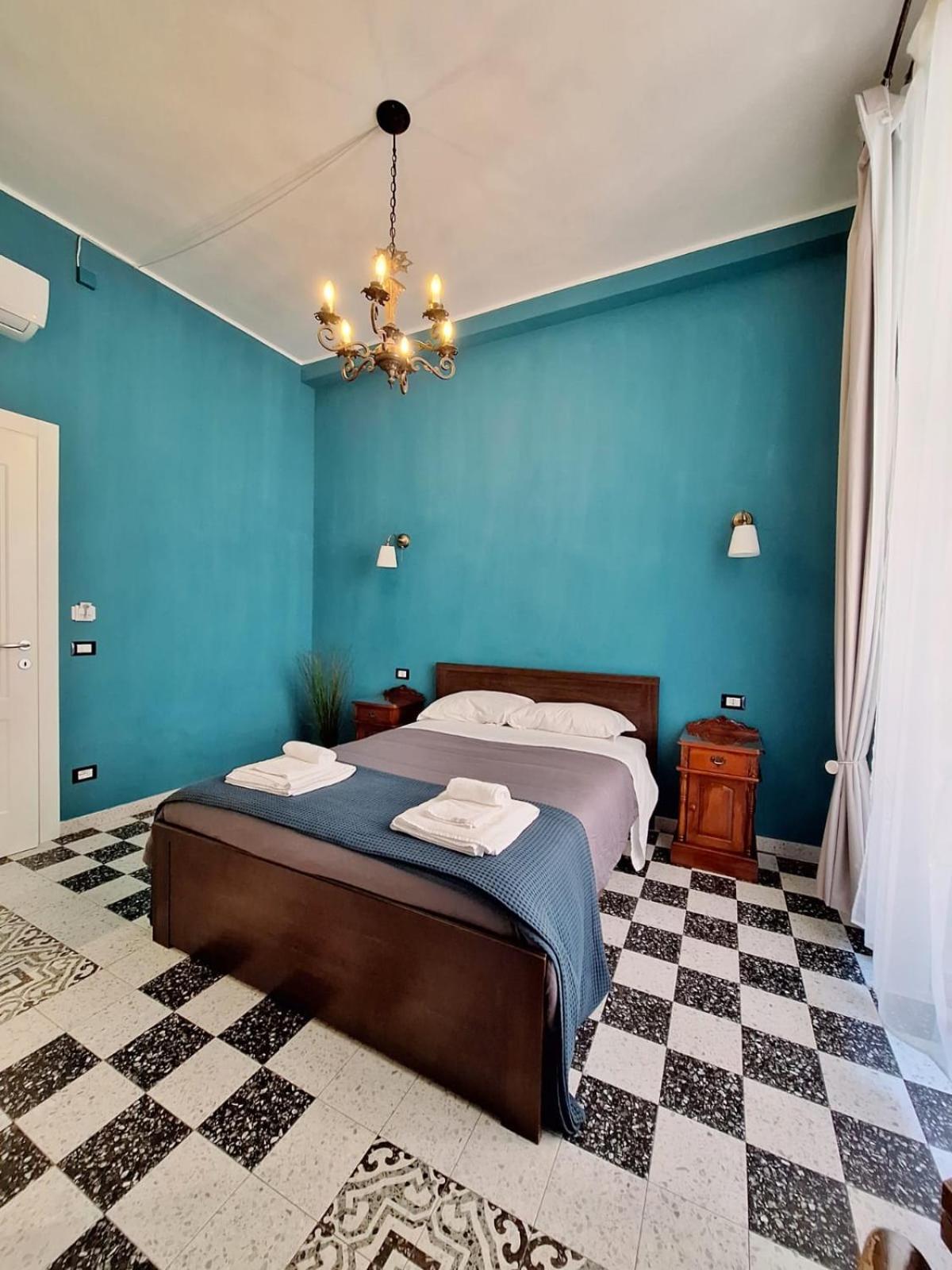 Double Room with Private Bathroom photo 3