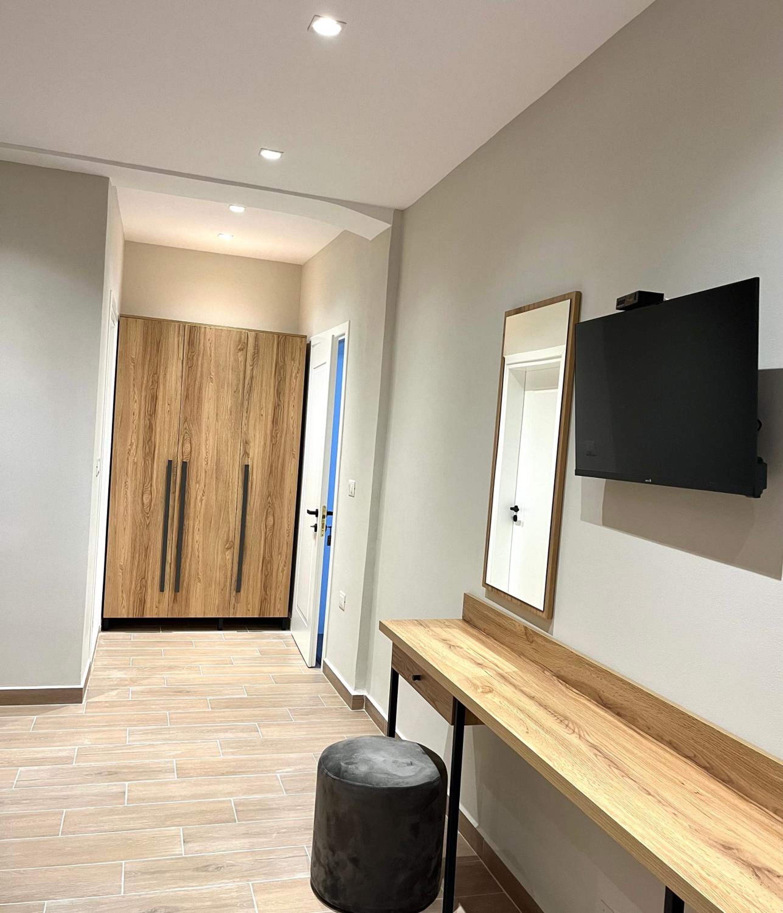 Standard Triple Room photo 3