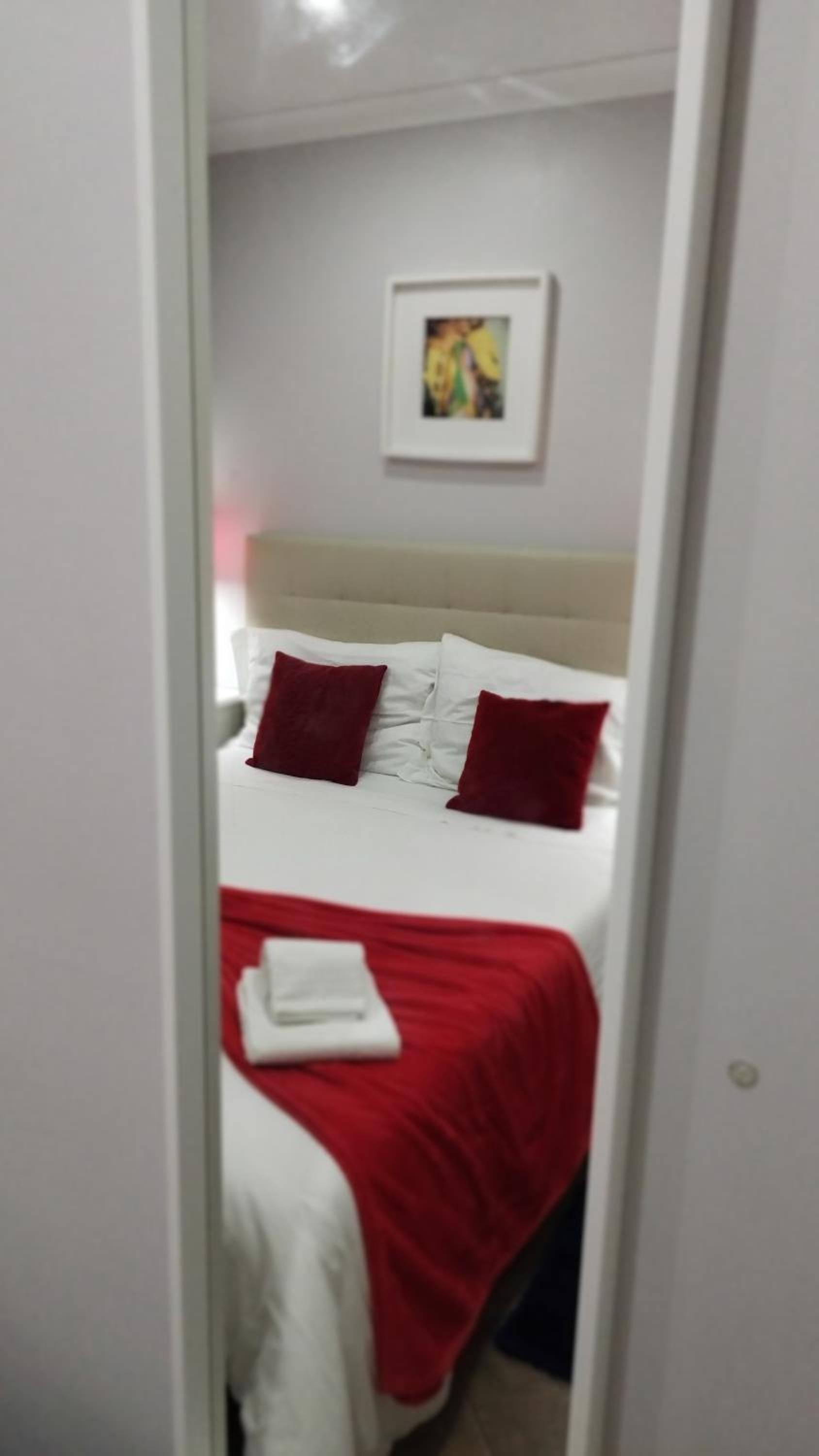 Two-Bedroom Apartment - Photo 25