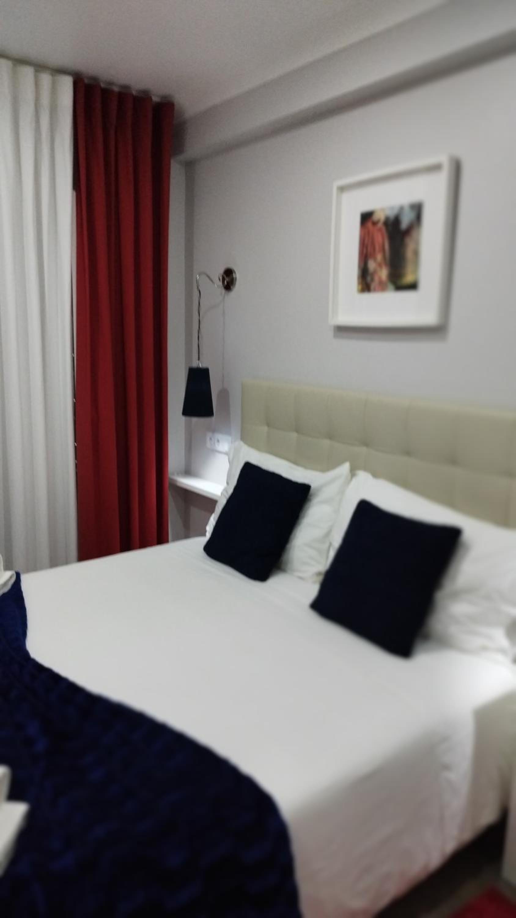 Two-Bedroom Apartment - Photo 19