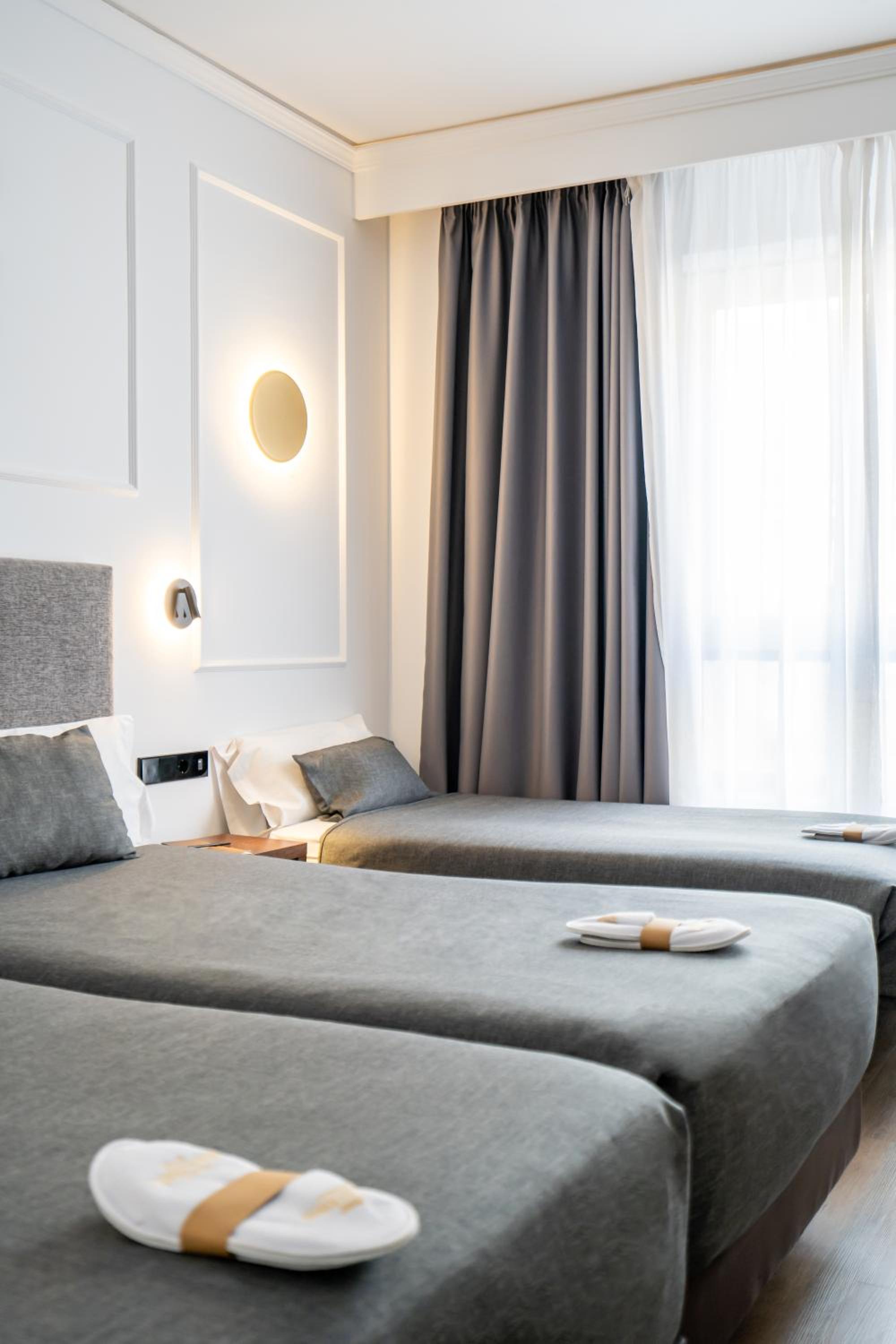 Triple Room - Photo 8