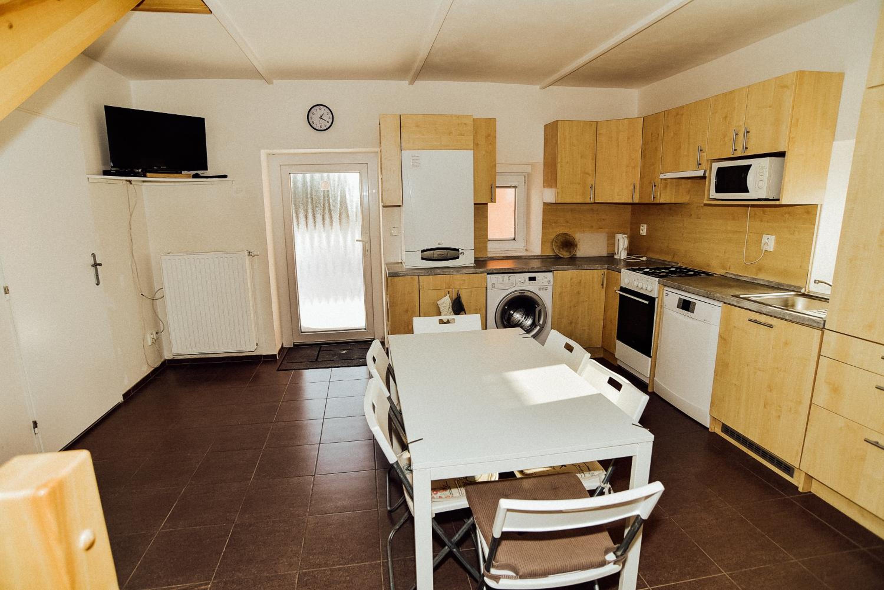 Apartment - Photo 34