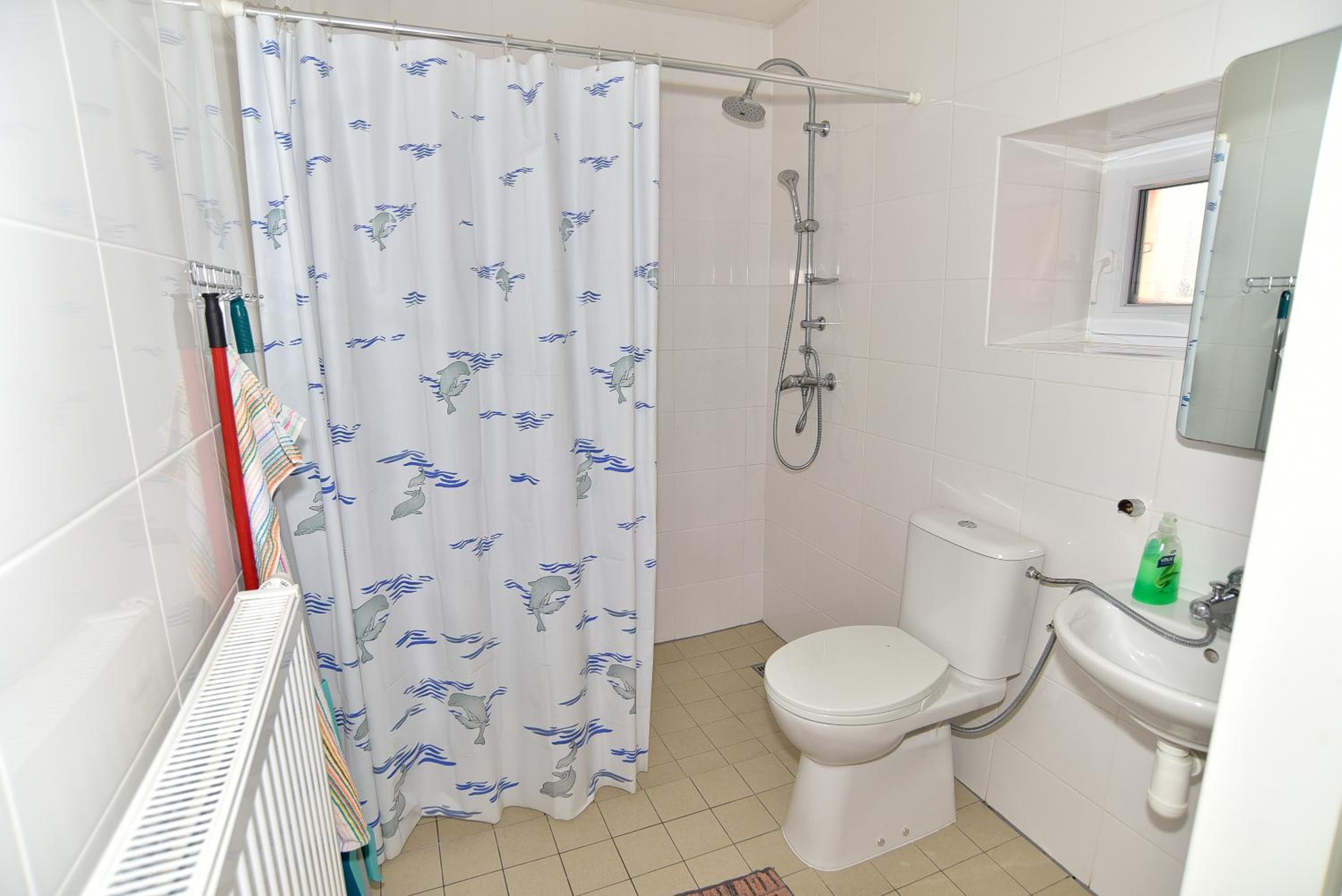 Apartment - Photo 32