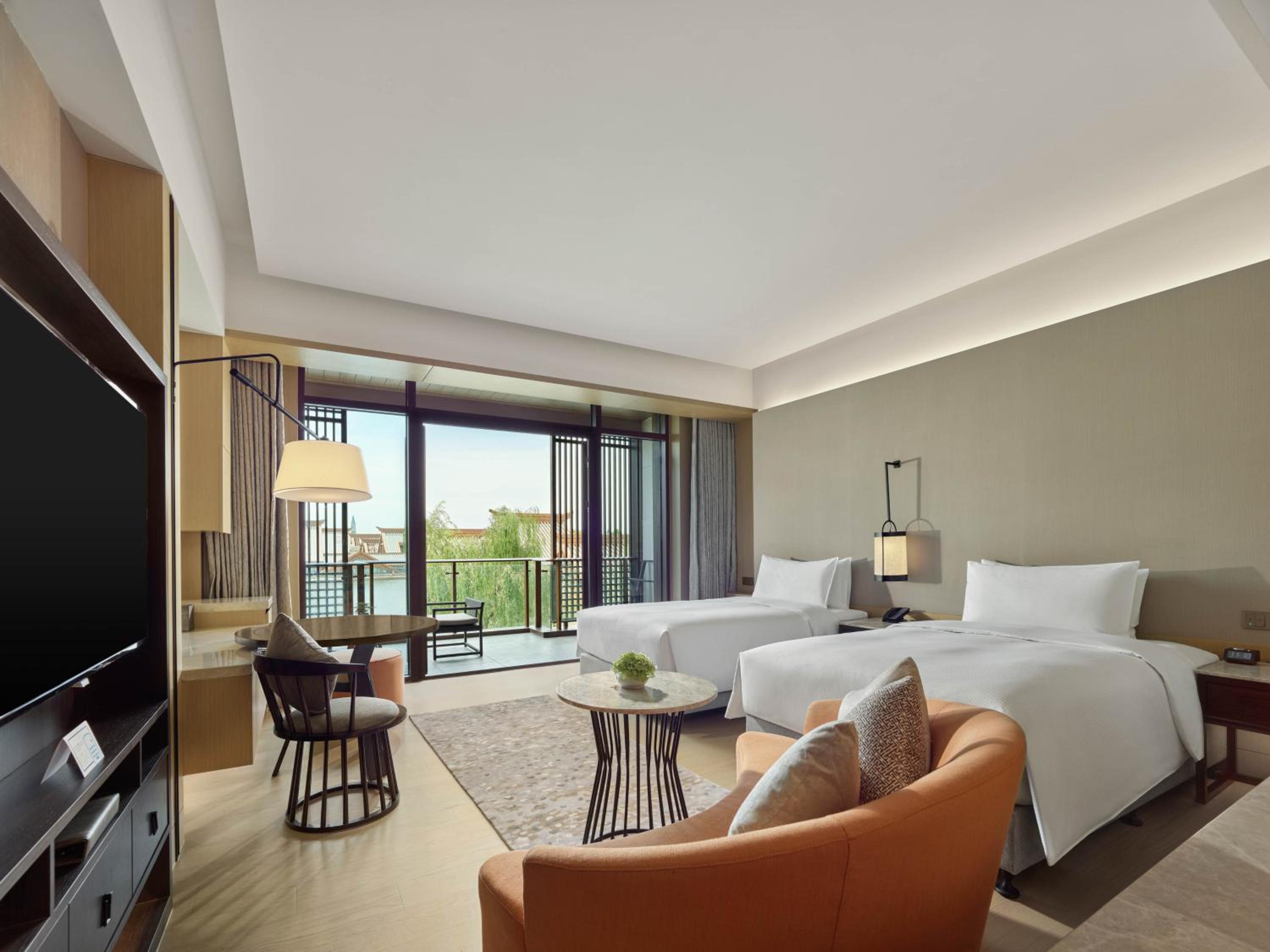 Premium Twin Room With Lake View - Photo 1