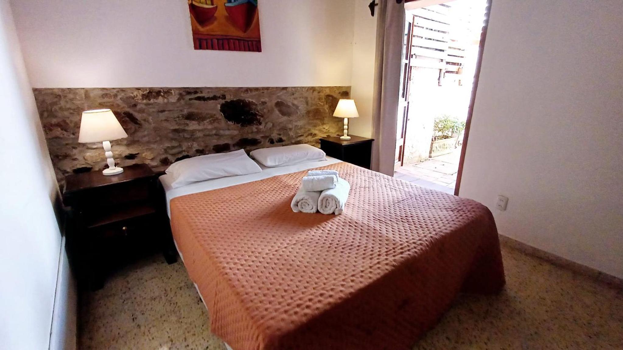 Double Room with Private Bathroom photo 2