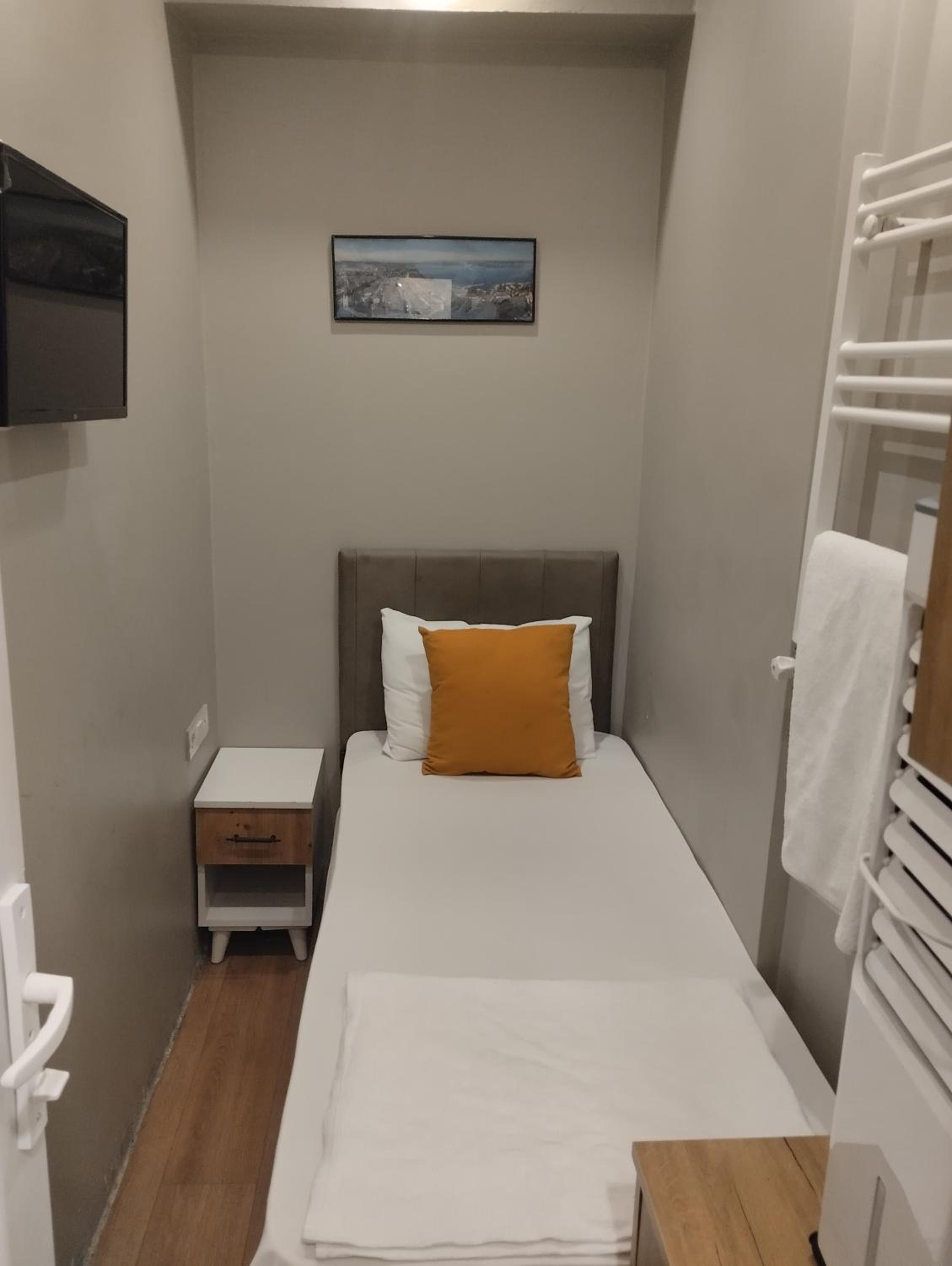 Budget Single Room photo 1