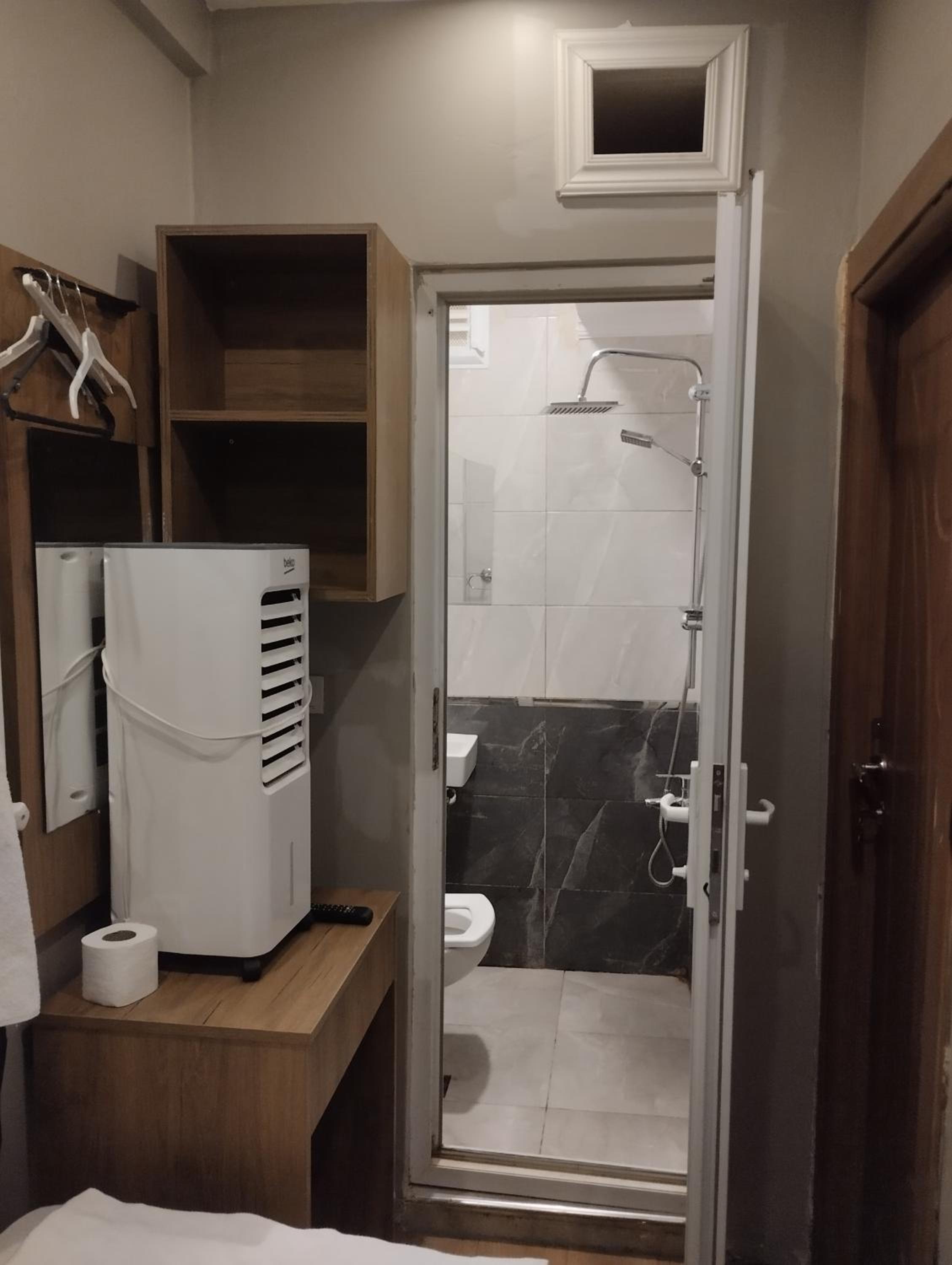 Budget Single Room photo 3