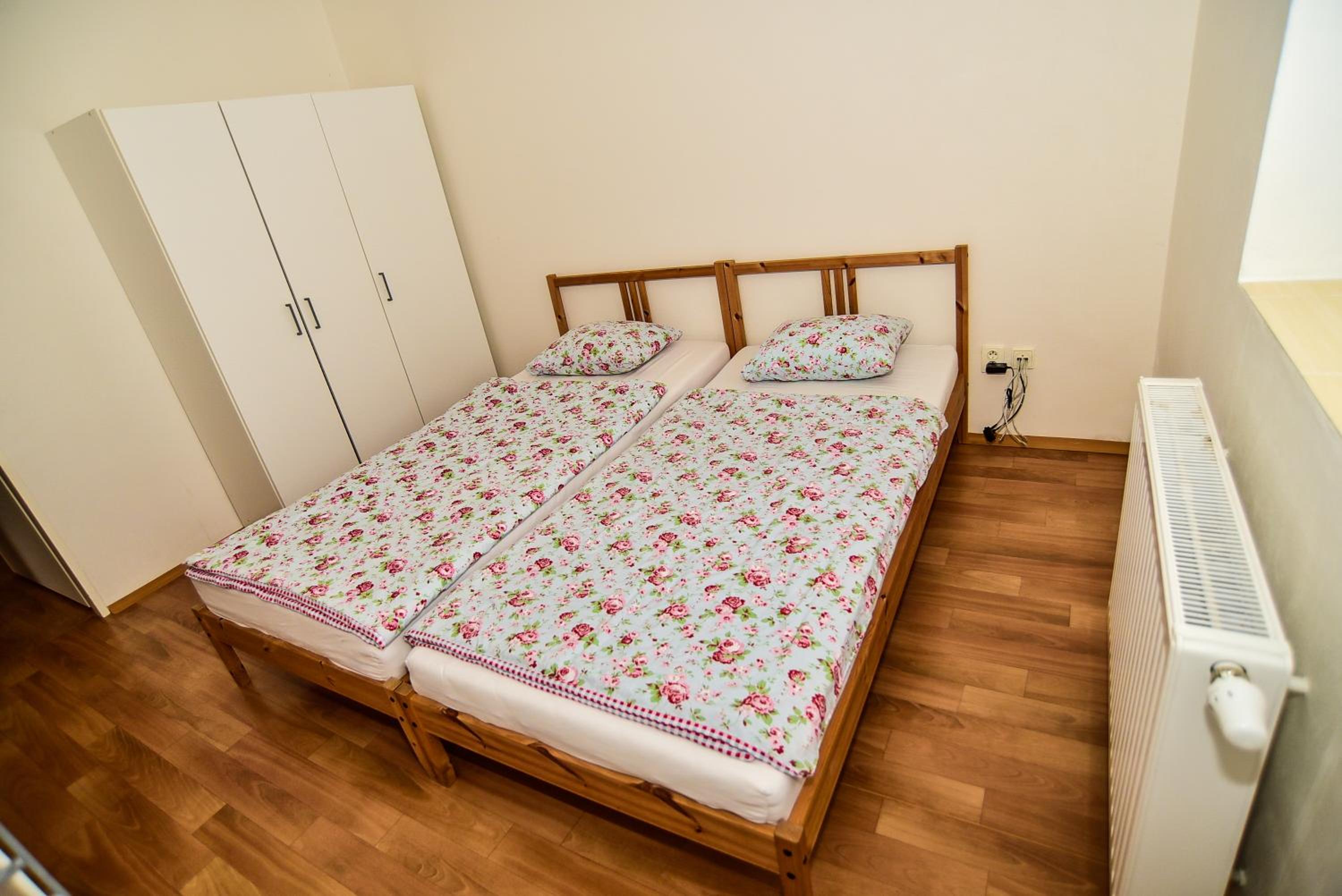 Two-Bedroom Apartment - Photo 22