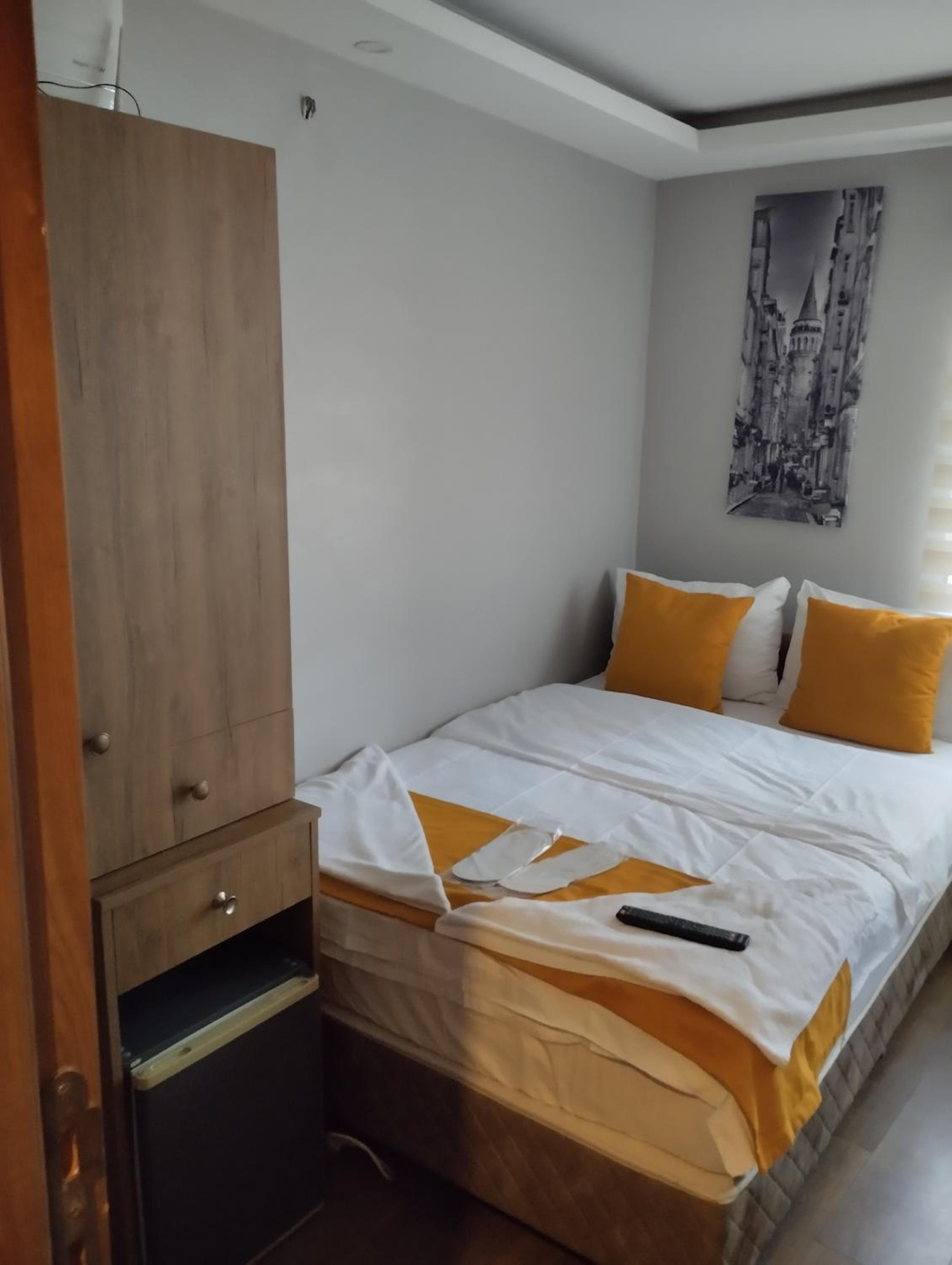 Economy Double Room photo 3