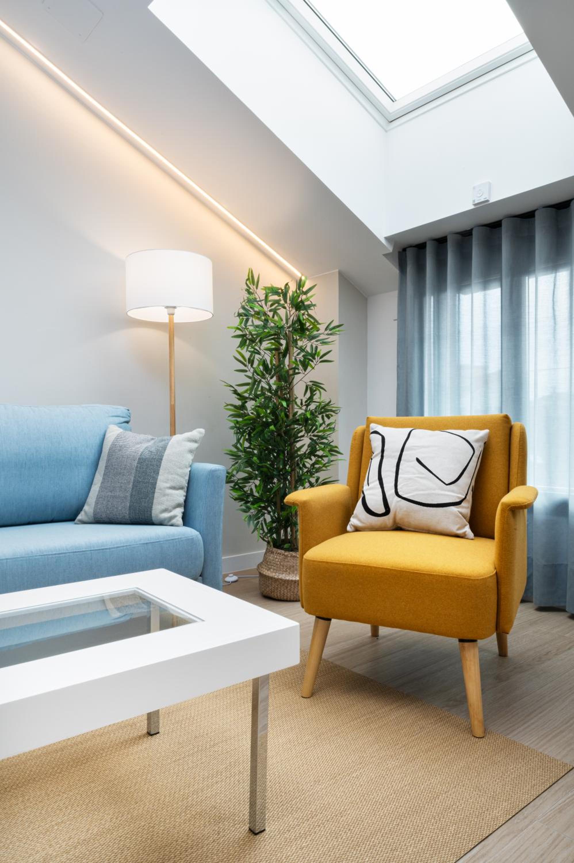 Penthouse Apartment photo 2