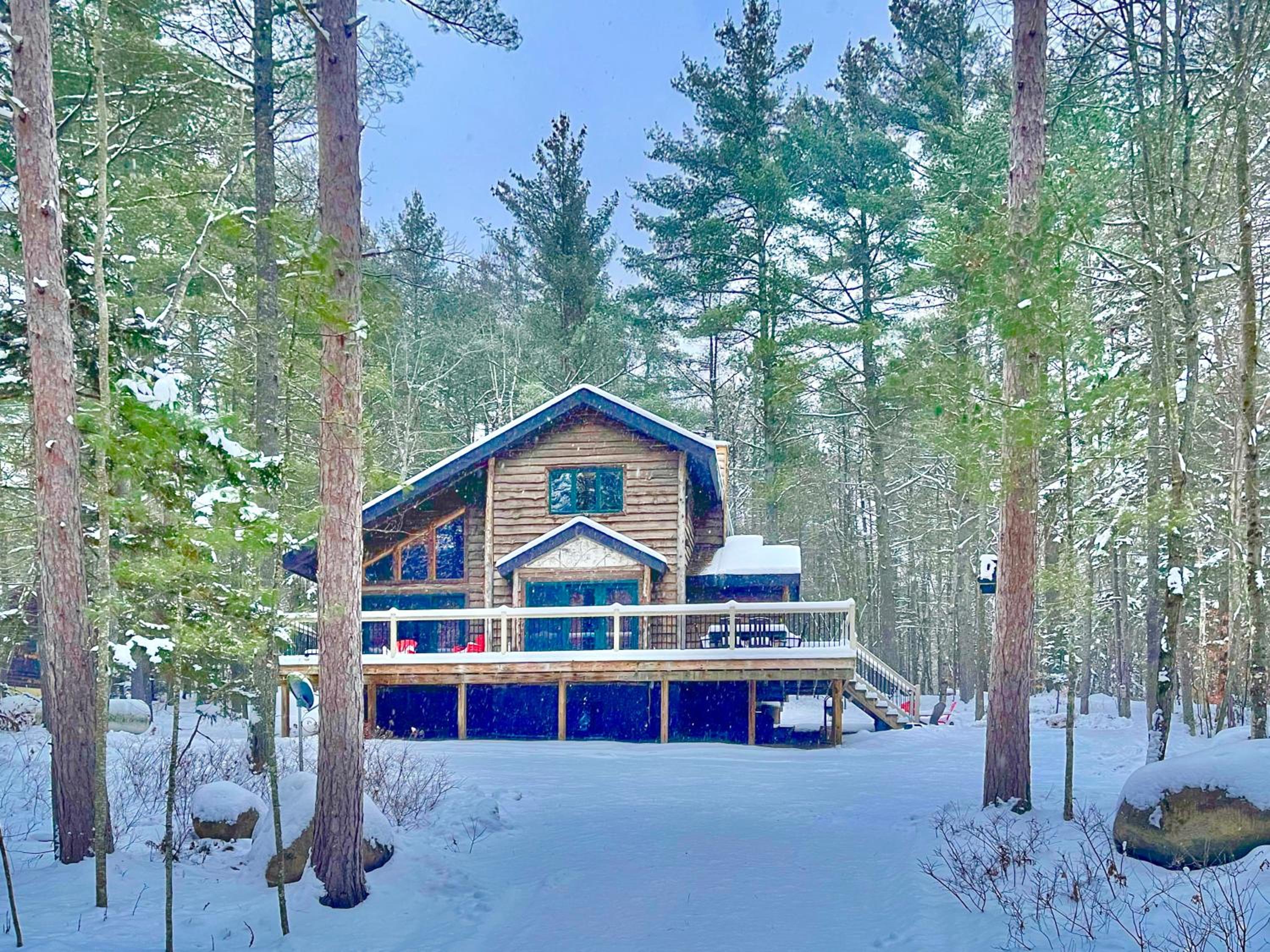 Four-Bedroom House photo 3