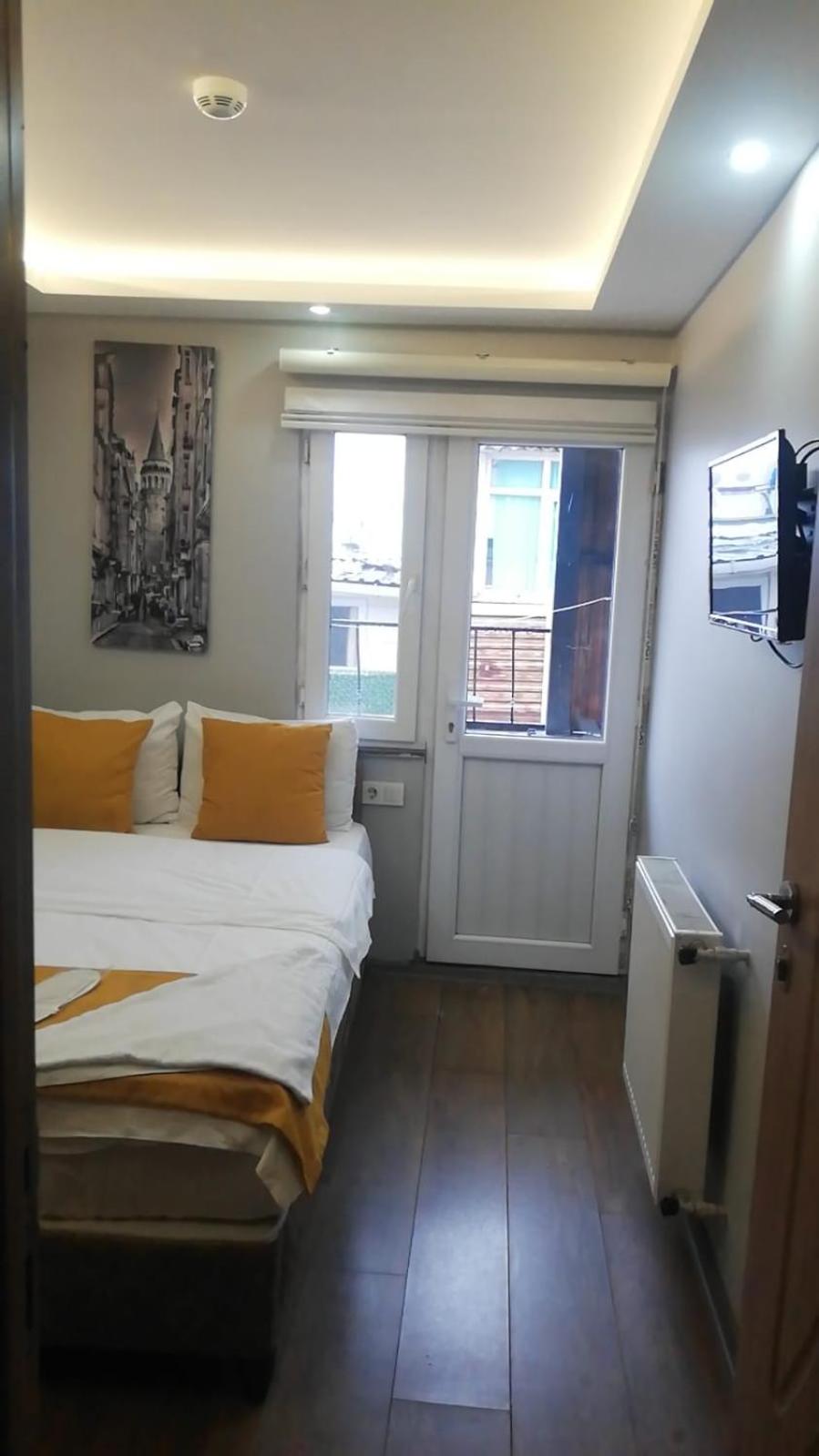Economy Double Room photo 1