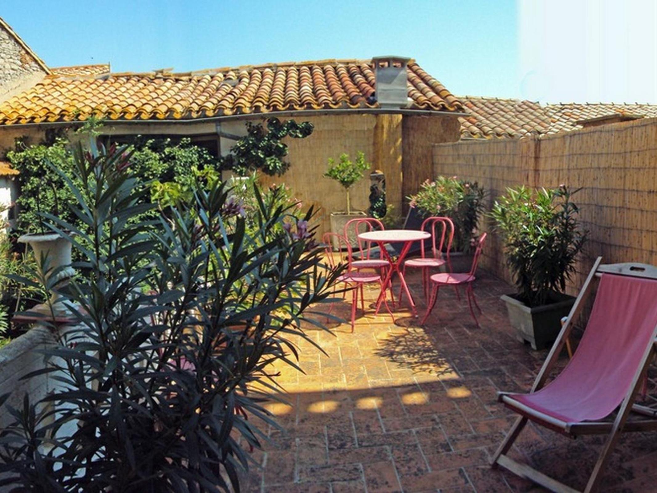 Double Room with Terrace - Photo 3