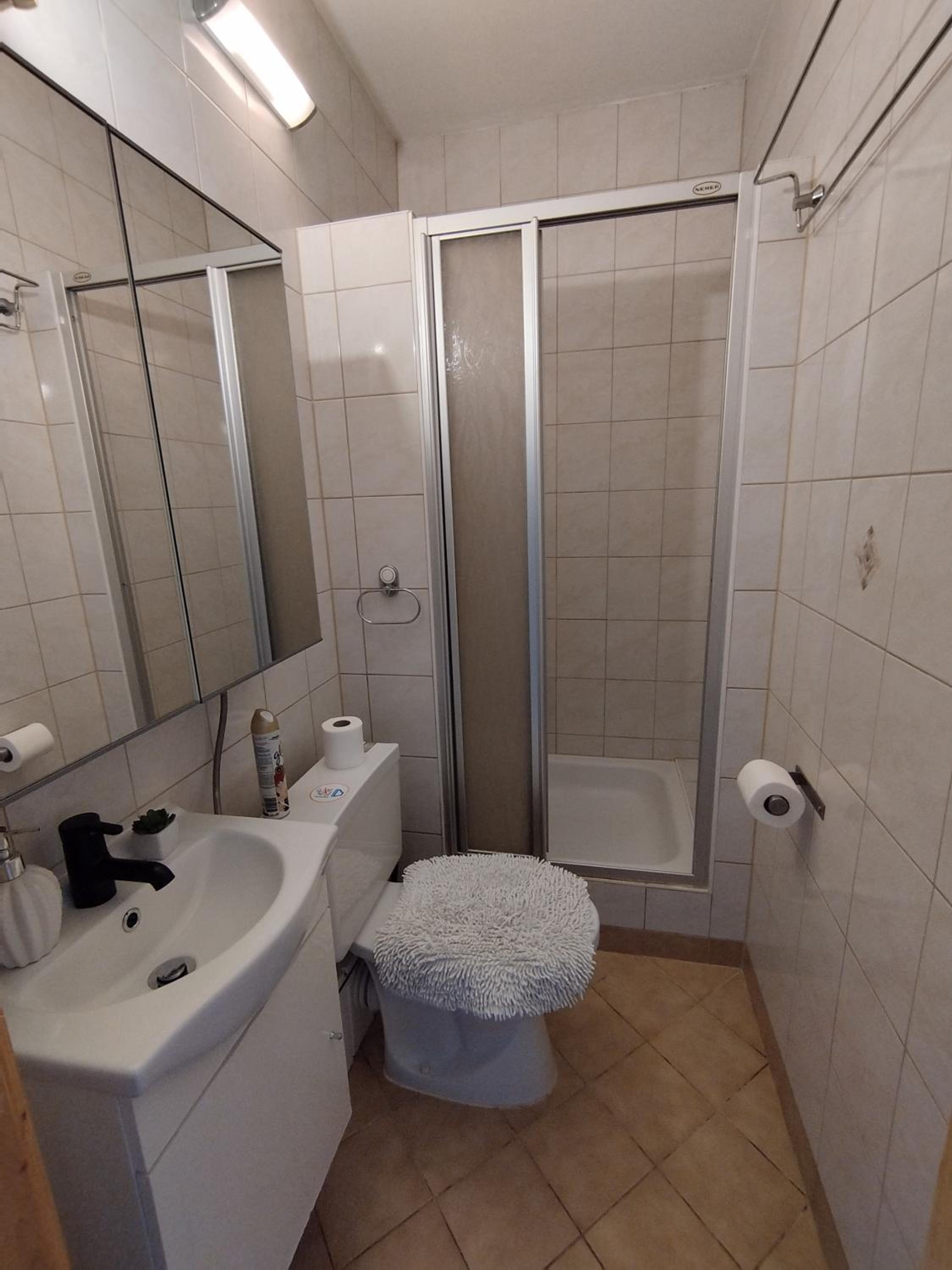 Apartment with Lake View photo 3
