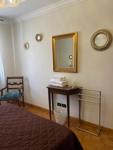 Three-Bedroom Apartment photo 2