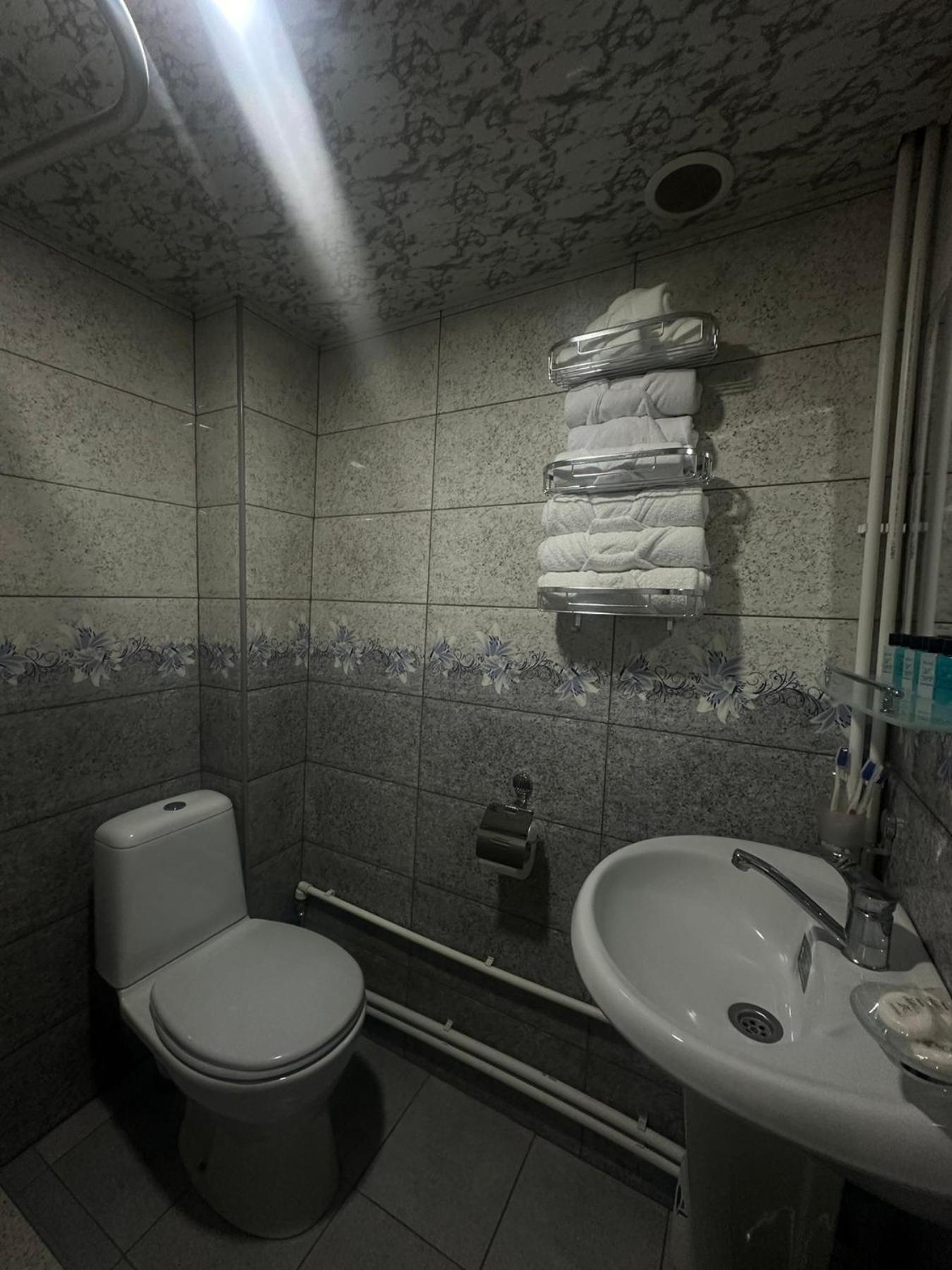 Comfort Triple Room with Shower photo 2