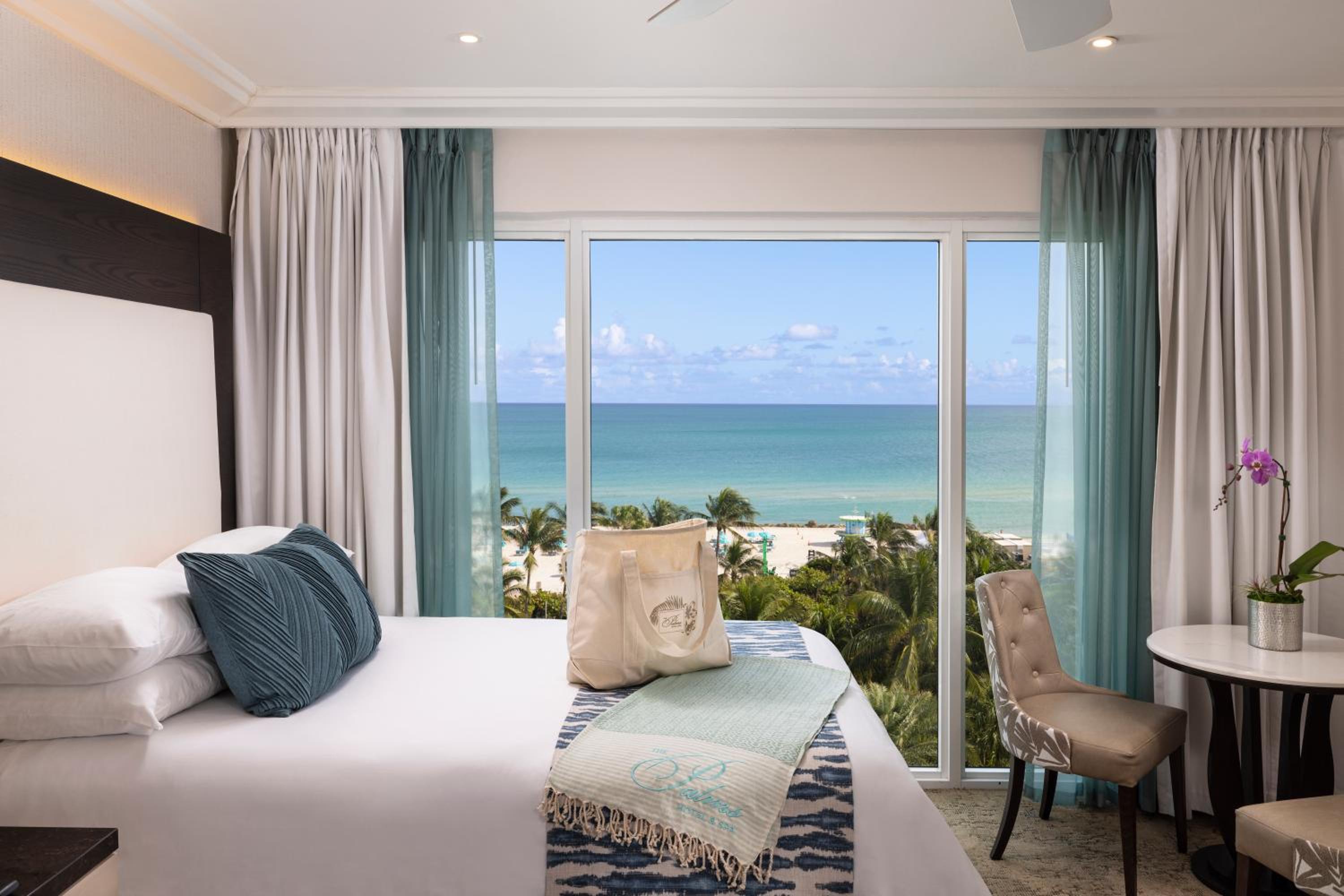Oceanfront 2 Double Beds