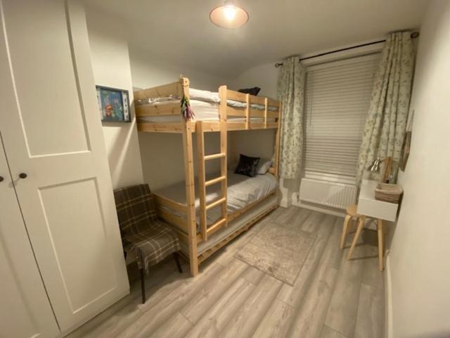 Three-Bedroom House photo 1