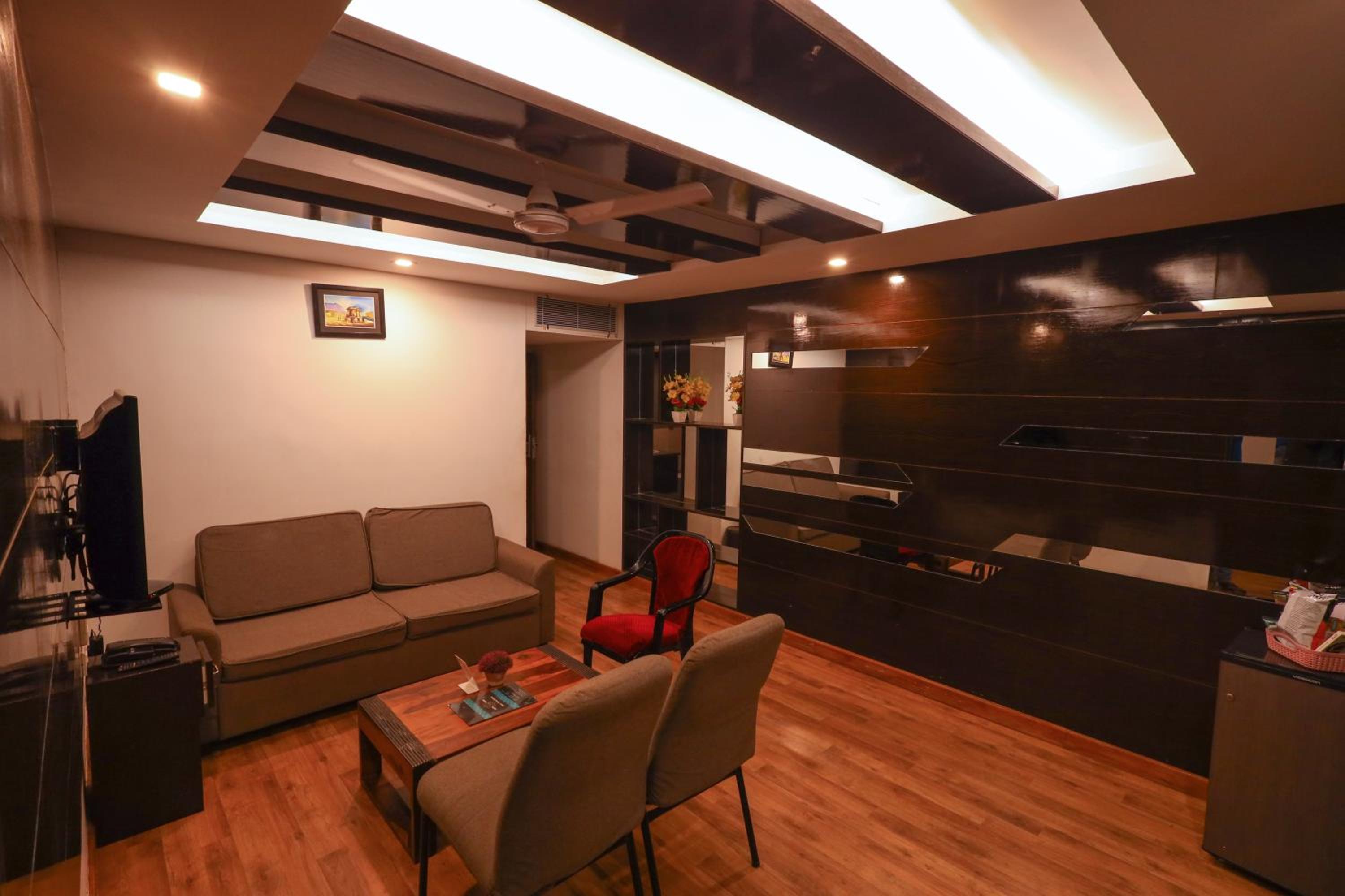 Executive Suite photo 2