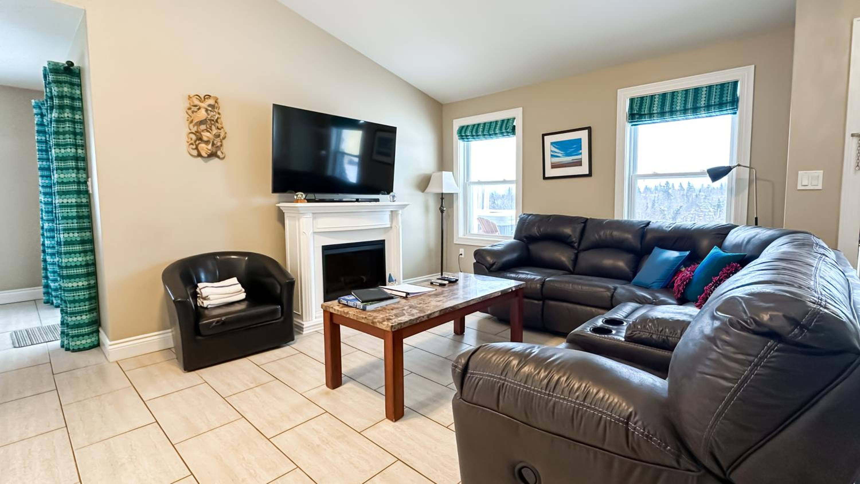 Two-Bedroom Townhouse photo 1