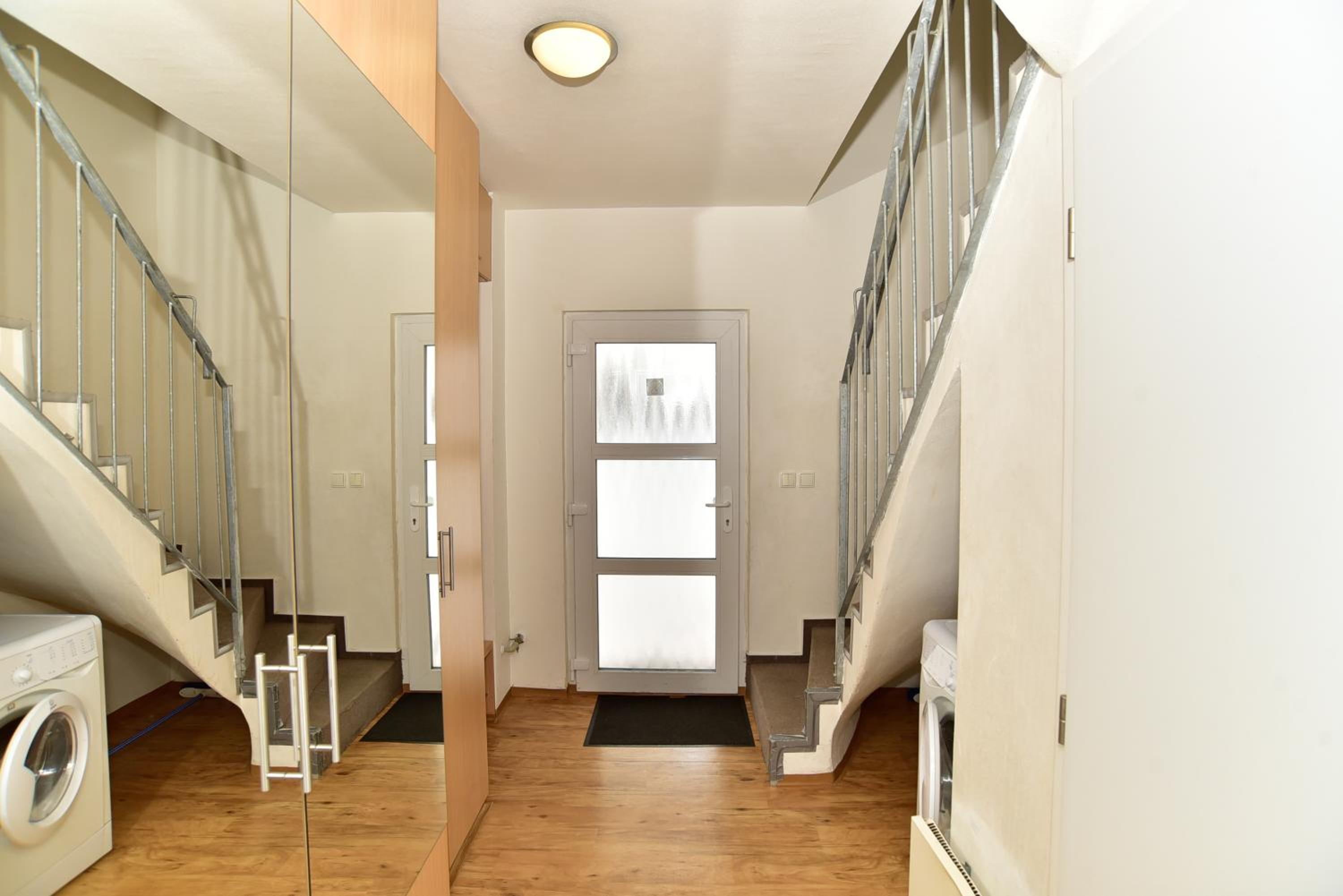 Duplex Apartment - Photo 59