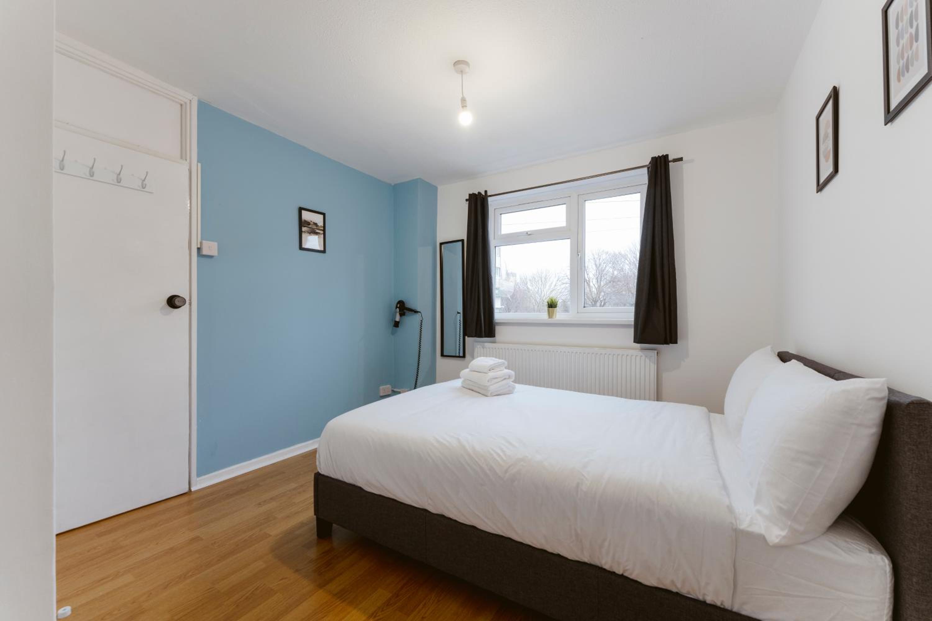 Double Room with Shared Bathroom photo 1