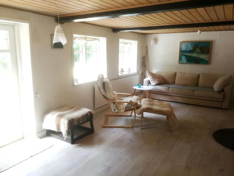 Three-Bedroom House photo 1