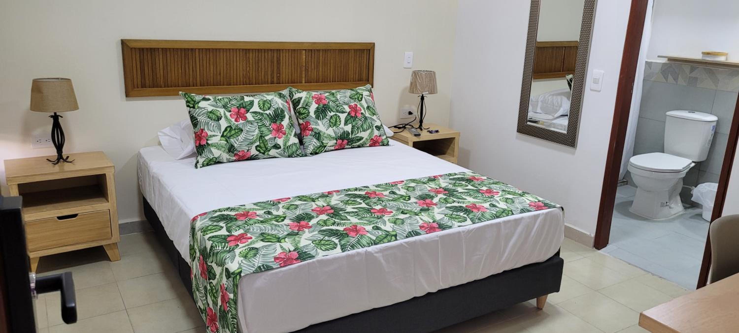 Double Room with Private Bathroom photo 2