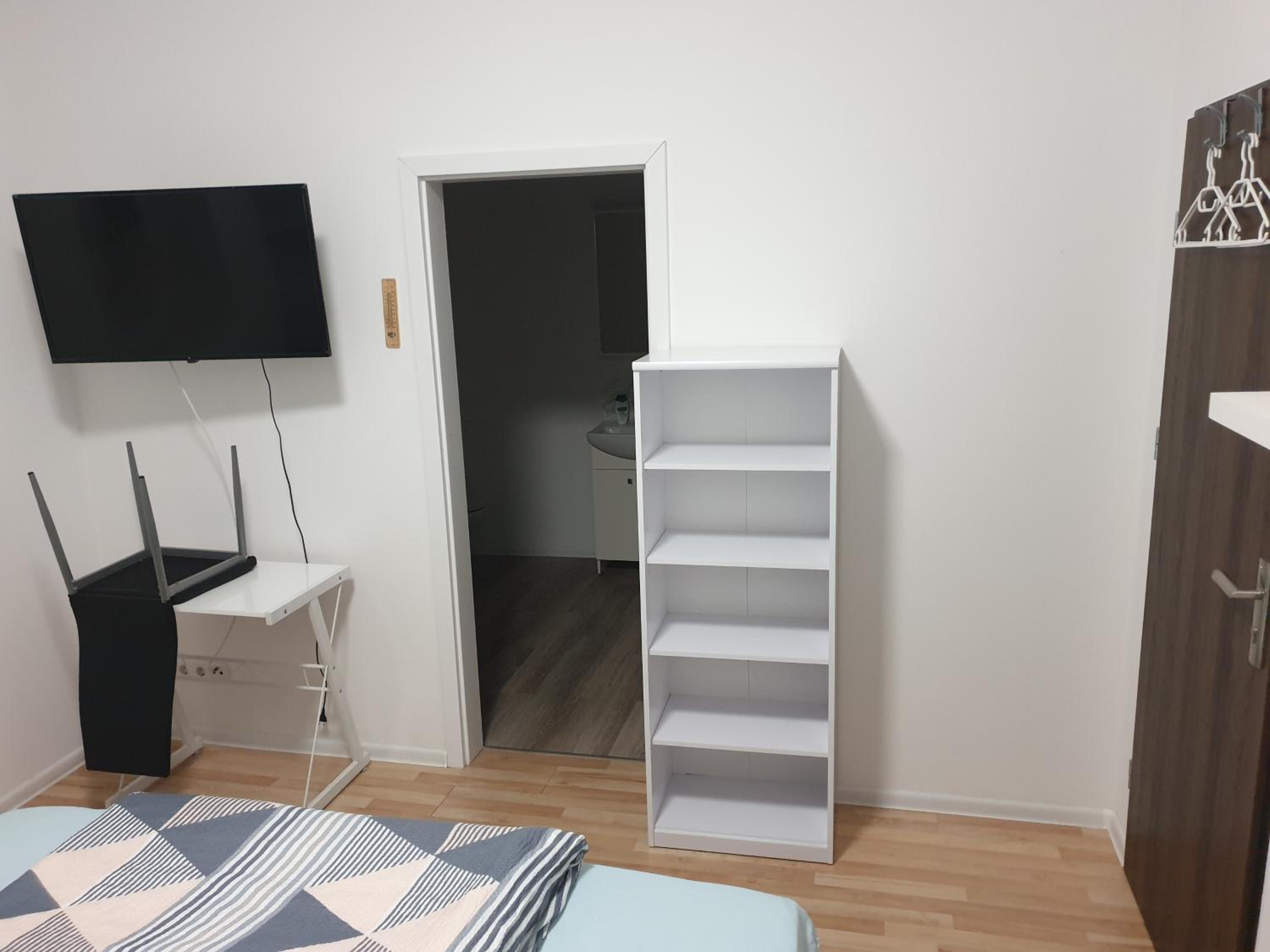 Double or Twin Room with Shower photo 2