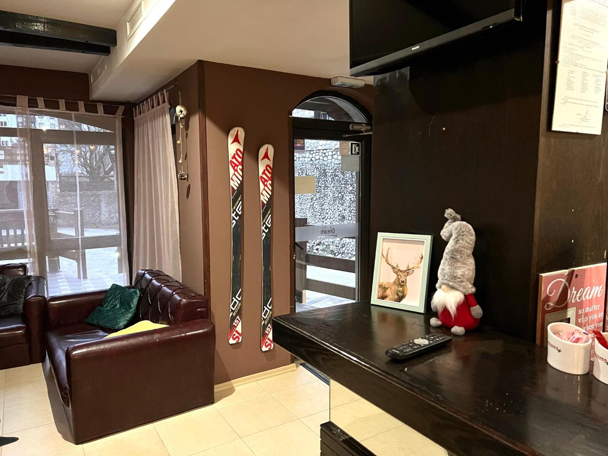 Apartment with Balcony photo 1