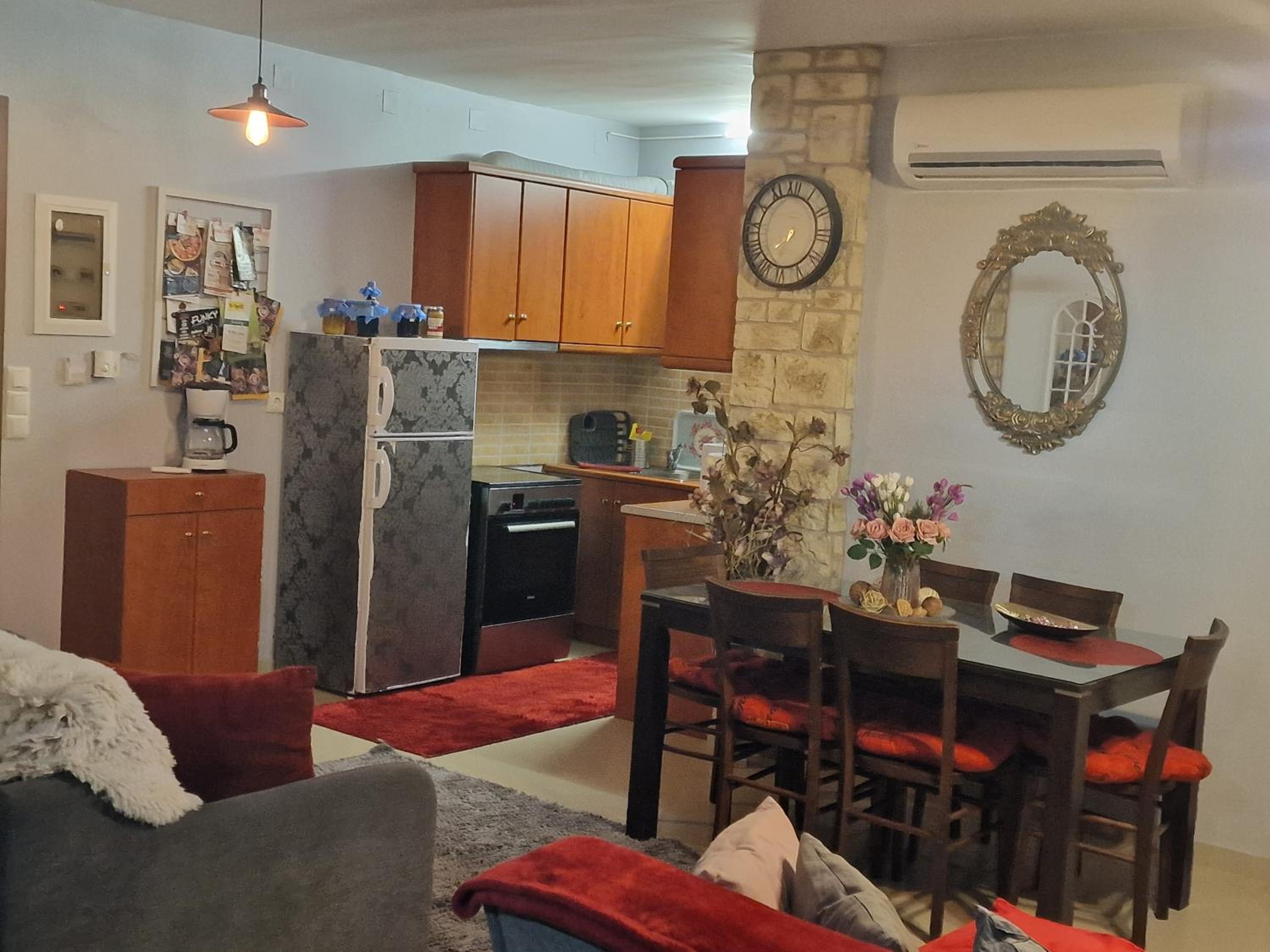 One-Bedroom Apartment - Photo 15