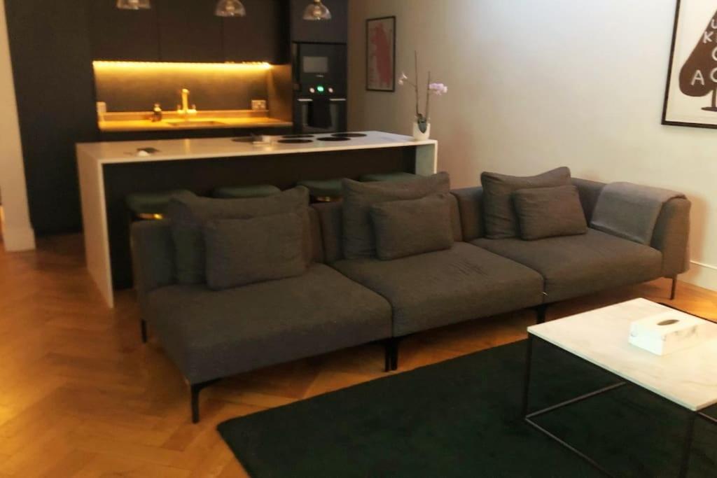 Apartment photo 1