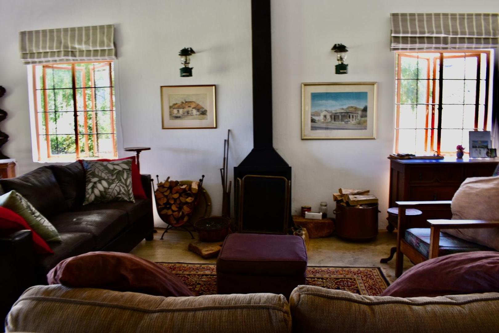 Two-Bedroom House photo 3