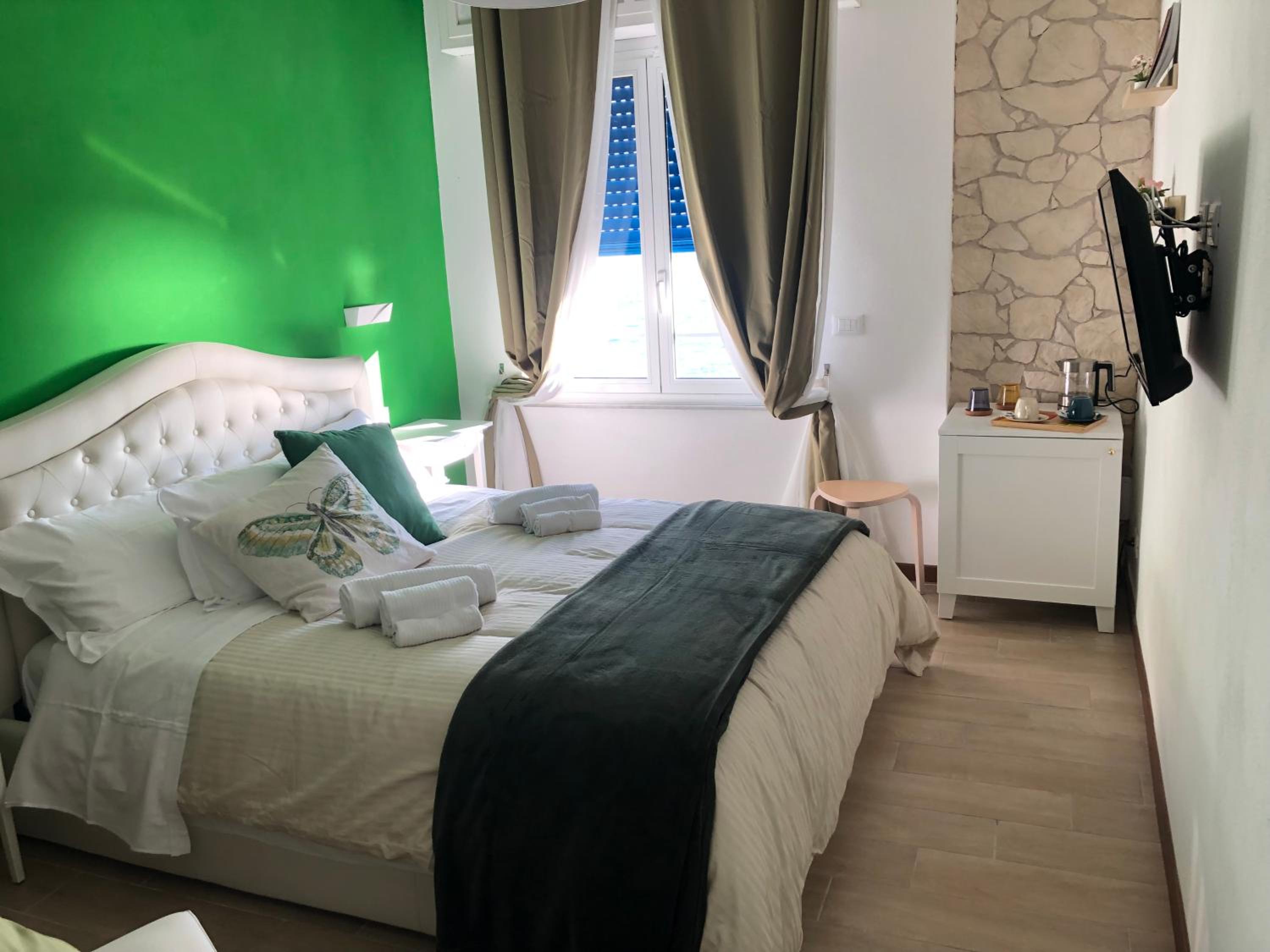 Deluxe Double Room with Sea View photo 2