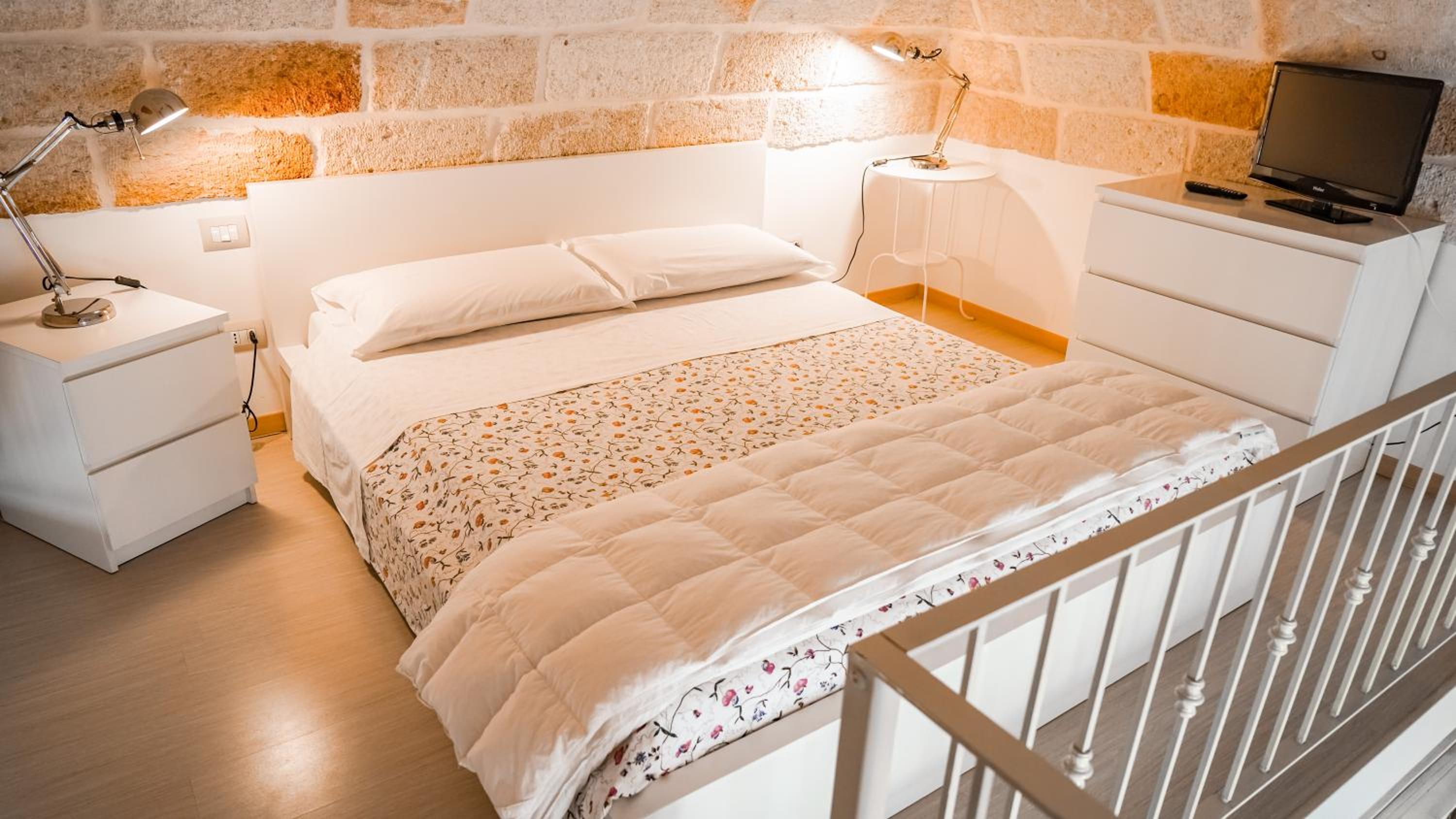Suite with Terrace and Sea View - Photo 5