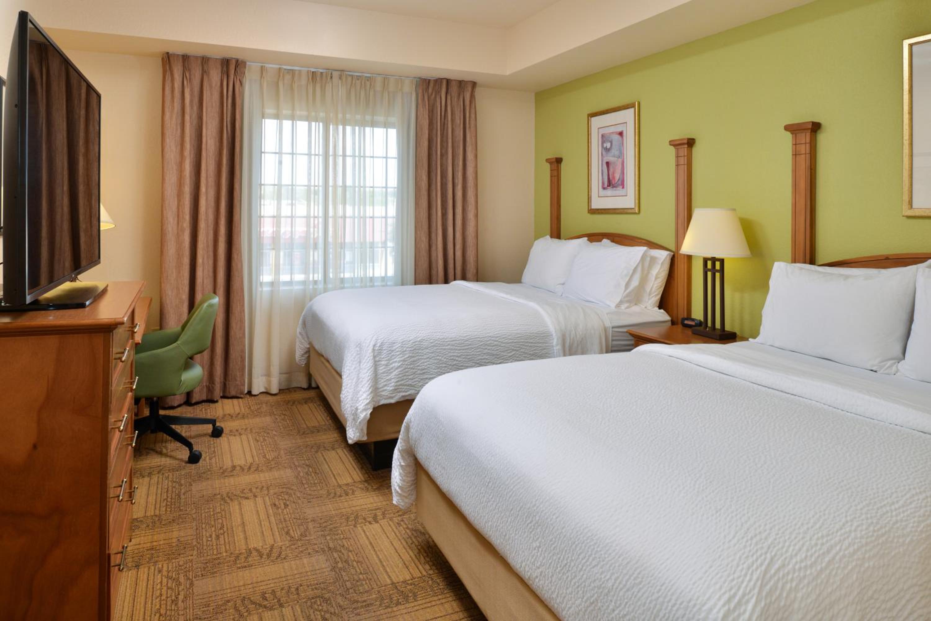 Two-Bedroom Suite - Photo 1