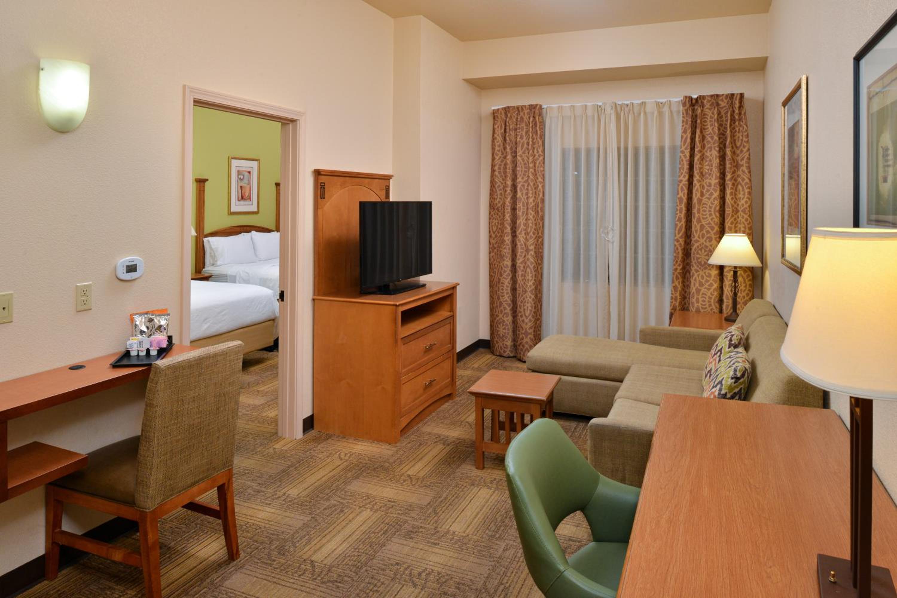 One-Bedroom Suite - Communications/Mobility Accessible - Photo 11