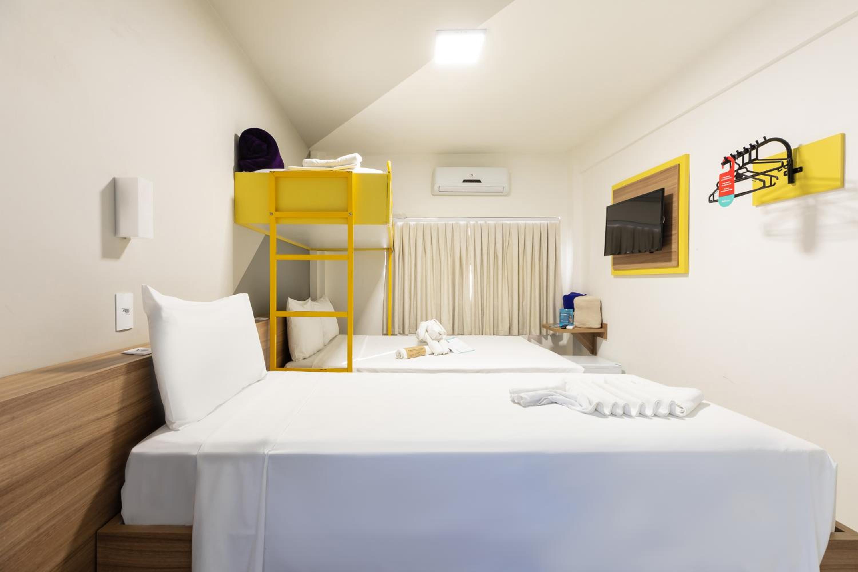 Quadruple Room - Photo 4