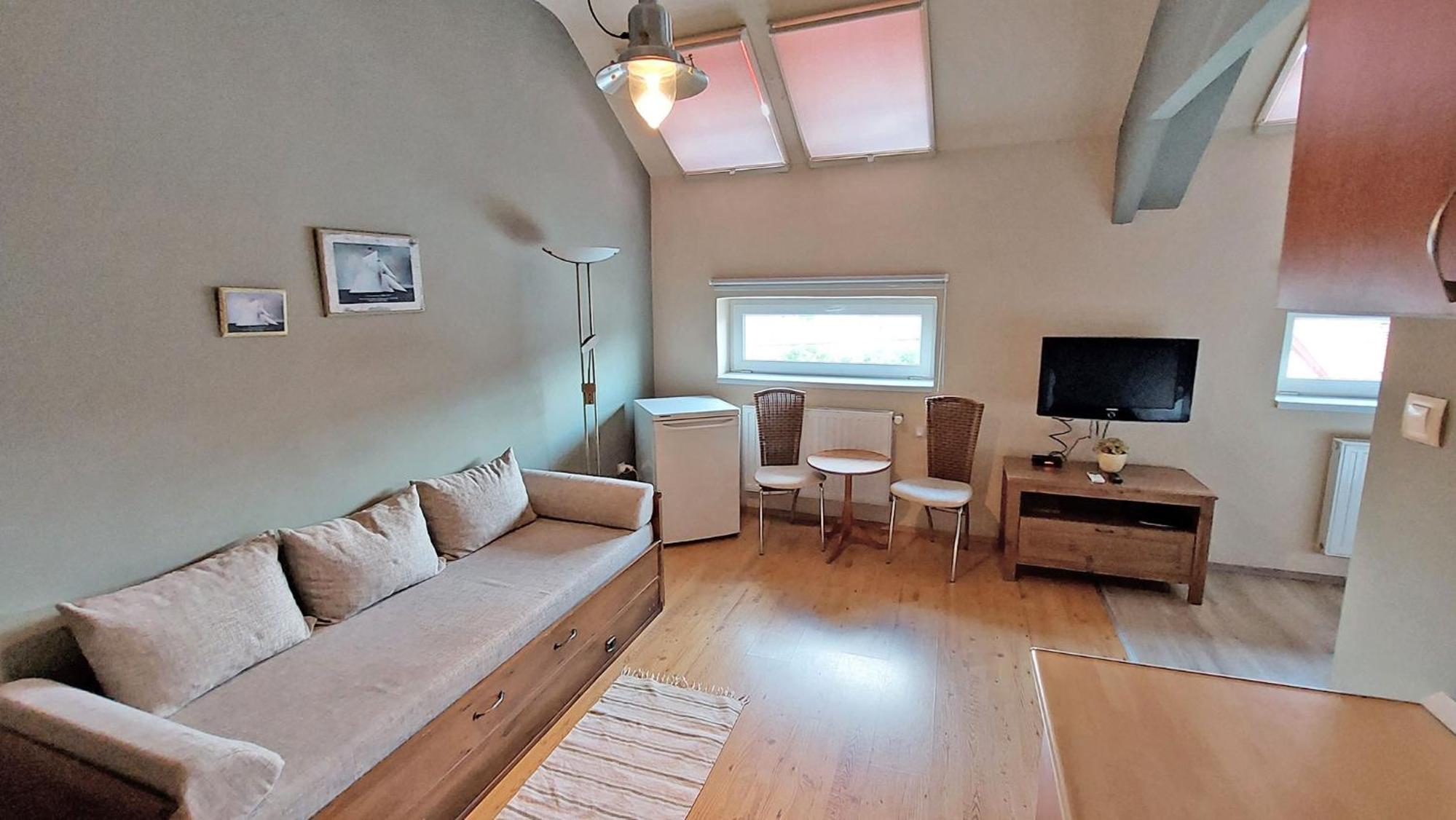 Apartment photo 3
