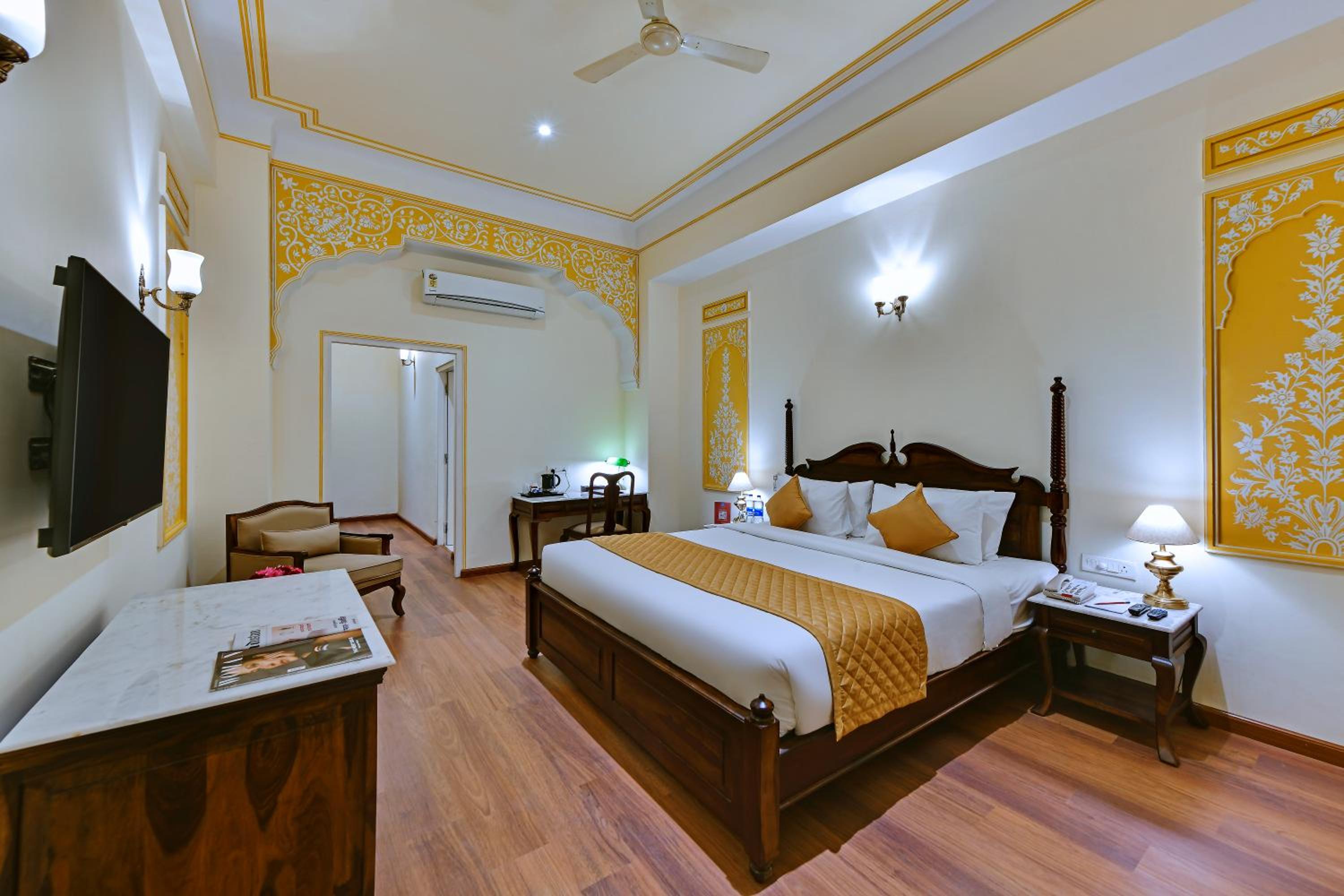 Luxury Double Room photo 1