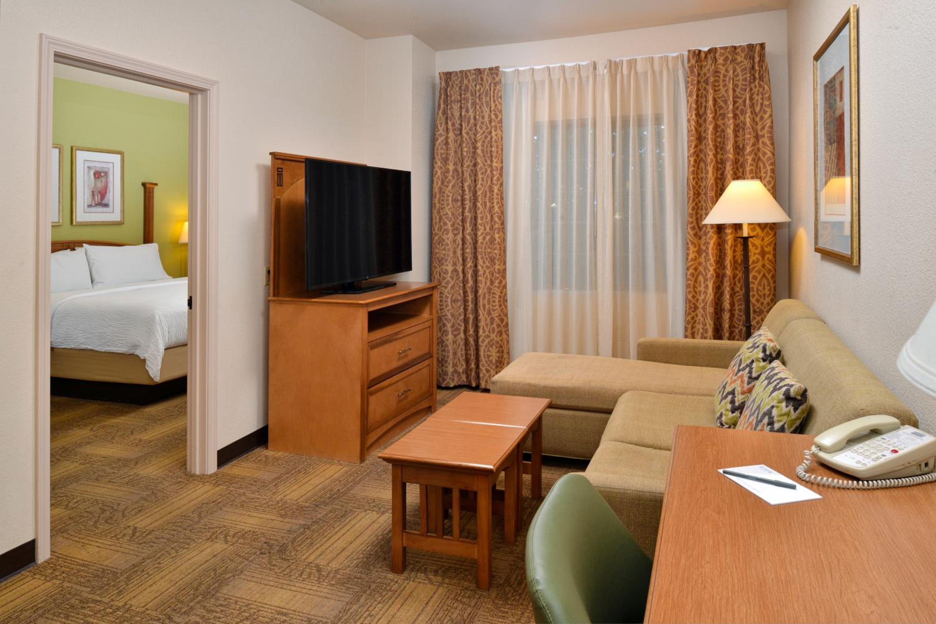 One-Bedroom King Suite - Photo 14