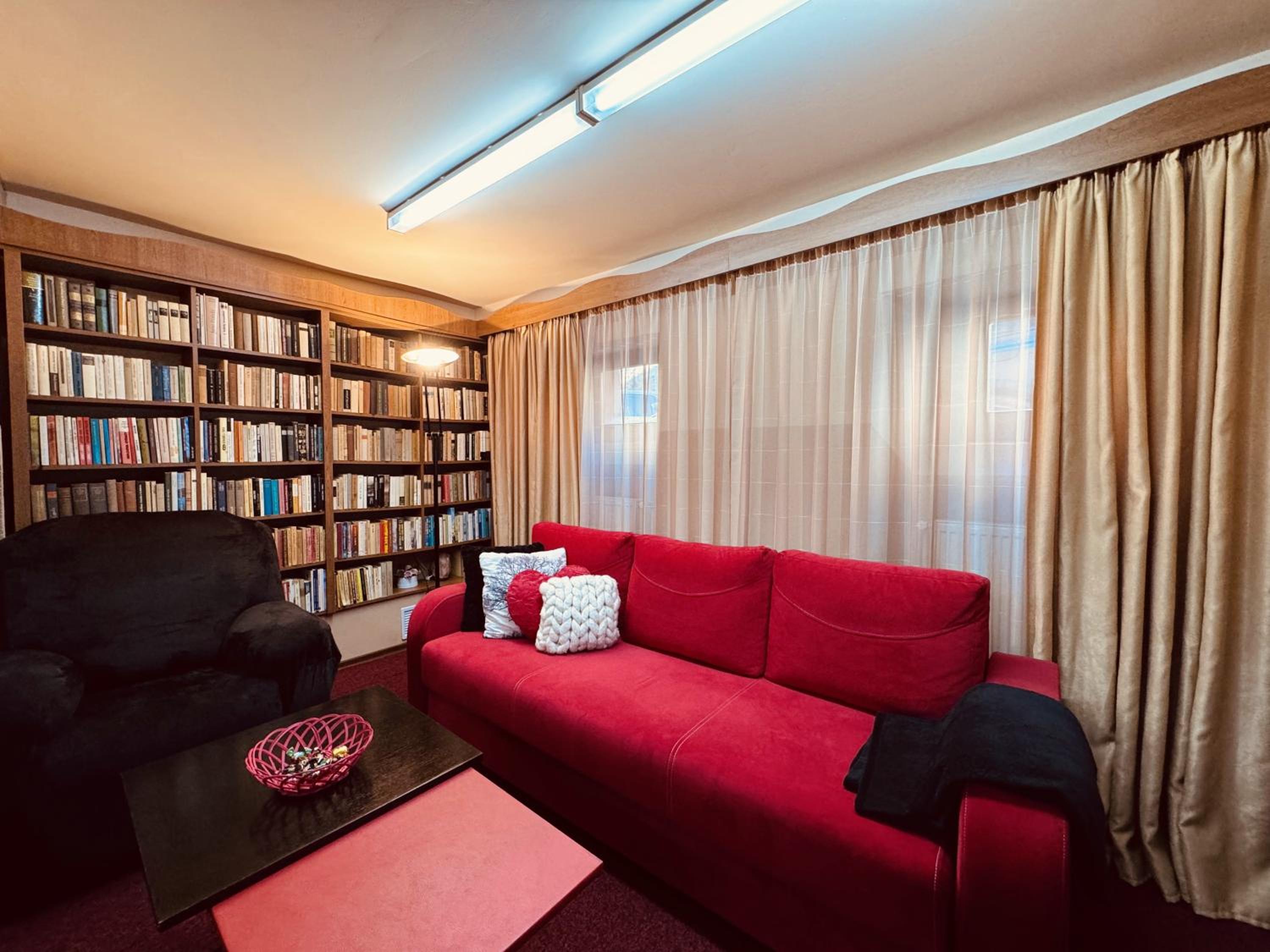 Apartment - Ground Floor photo 3