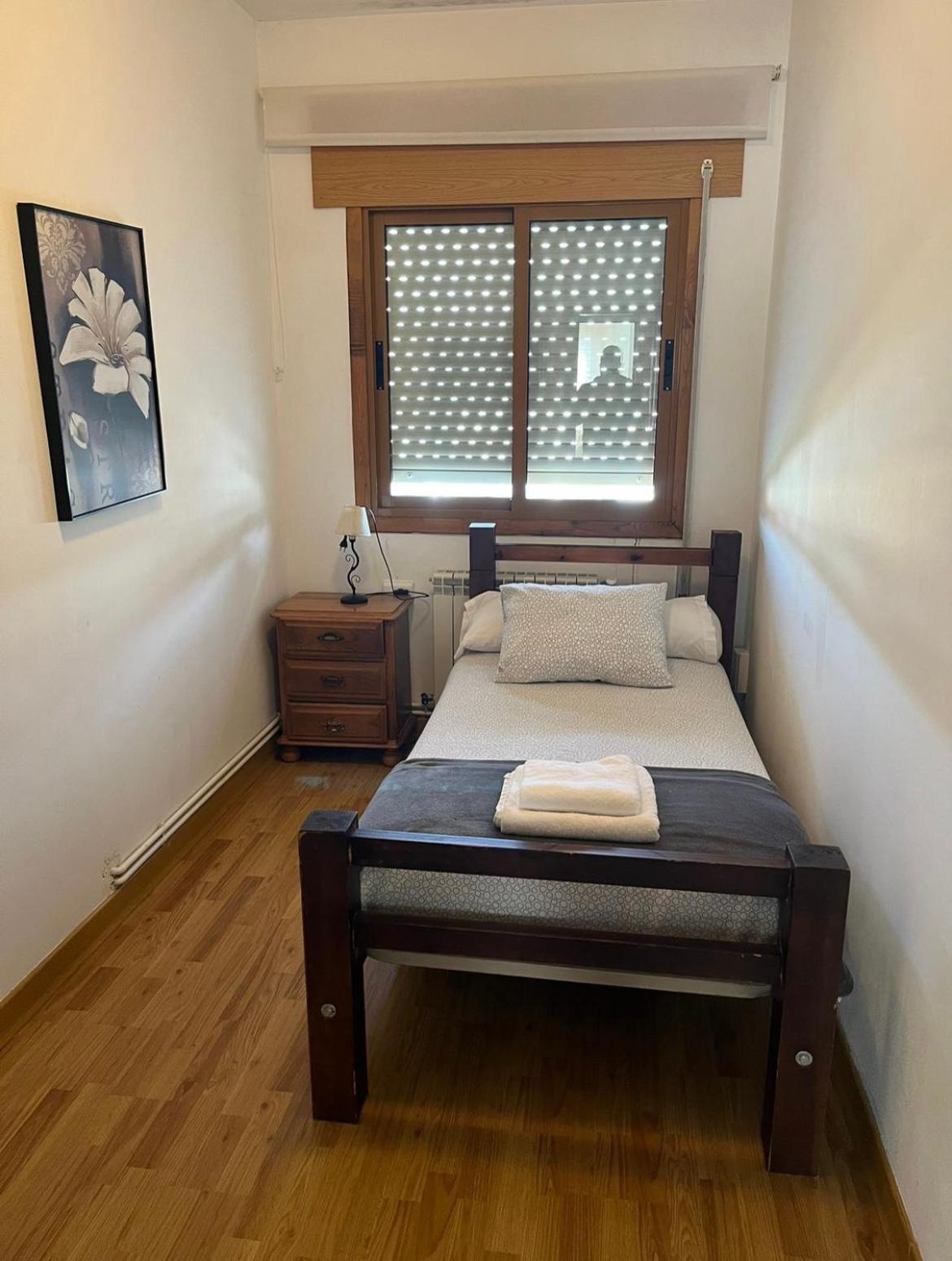 Single Room photo 3