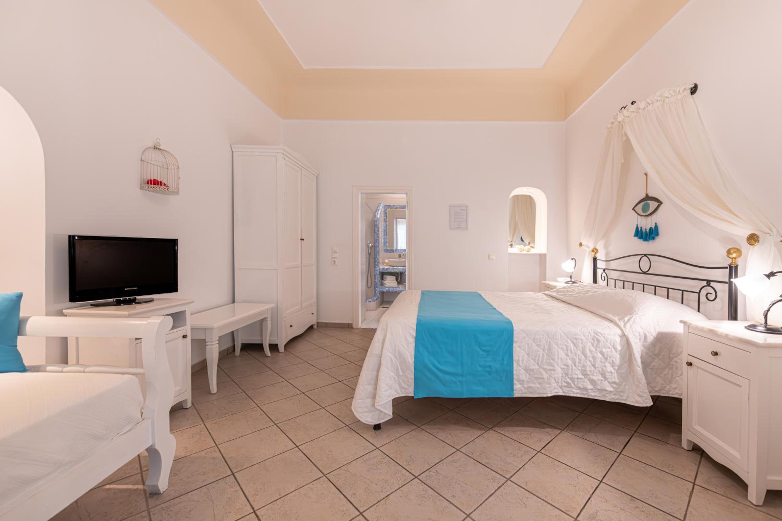 Studio - Photo 8