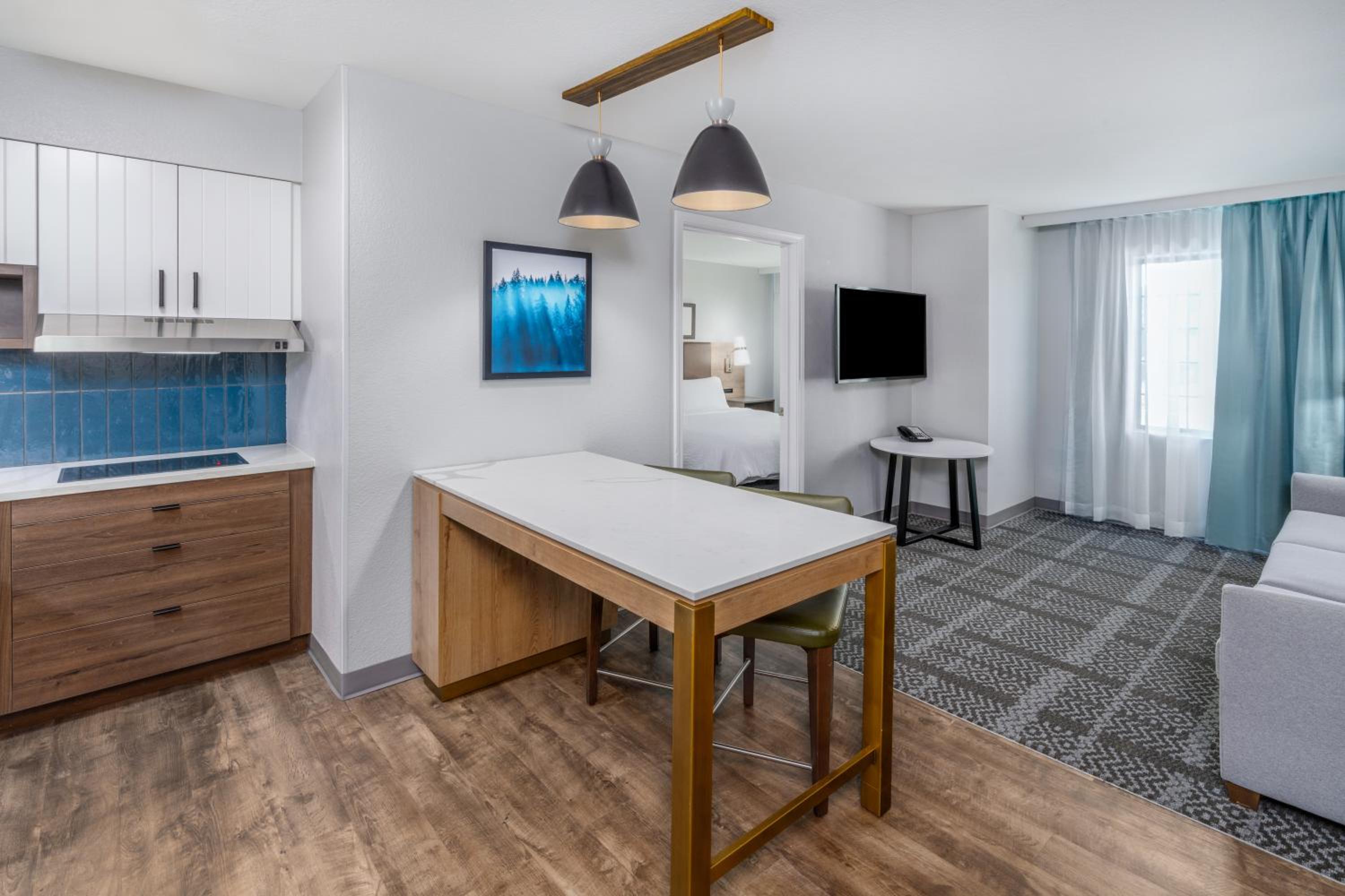 King Suite - Photo 1