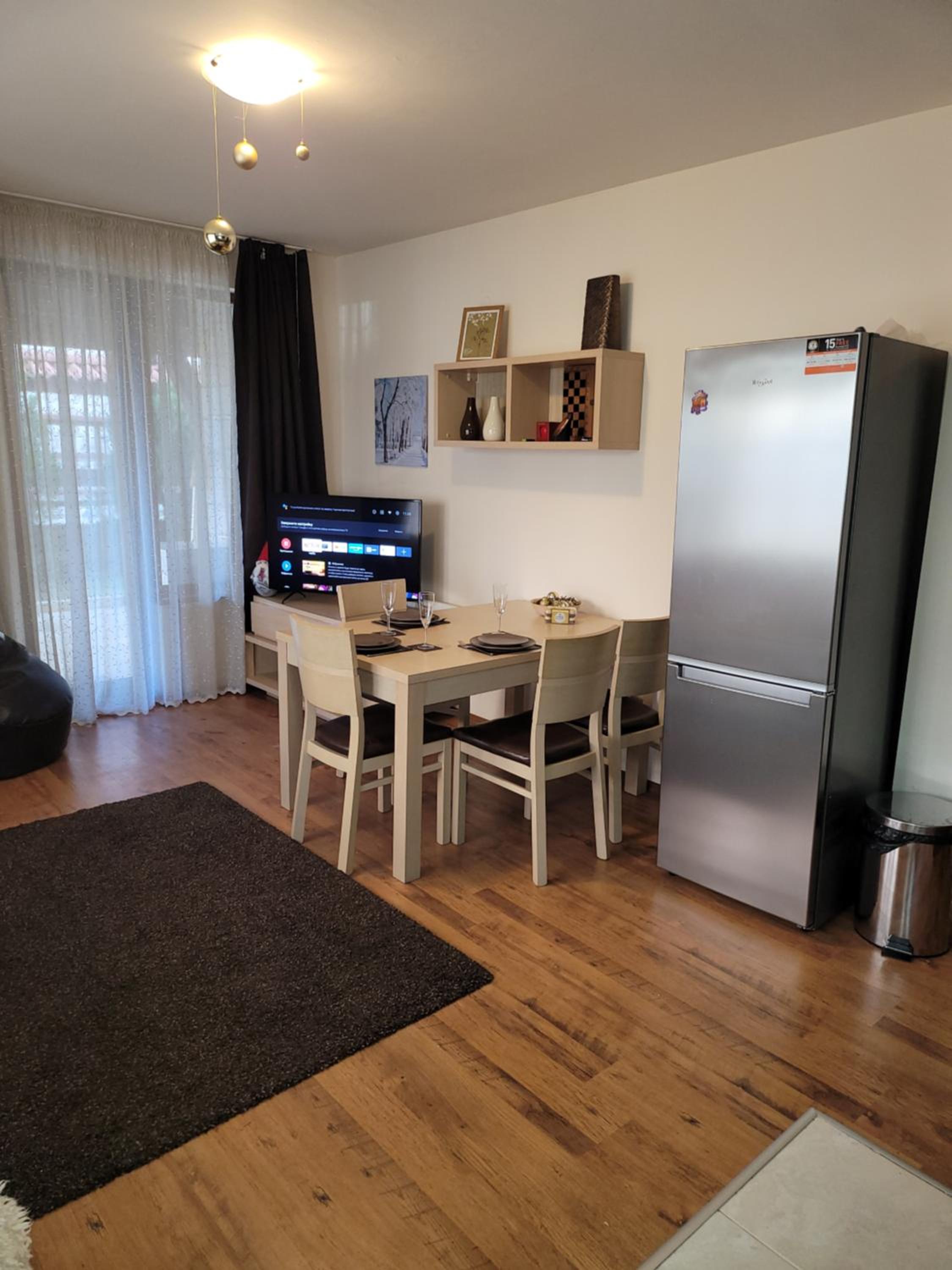 One-Bedroom Apartment photo 3