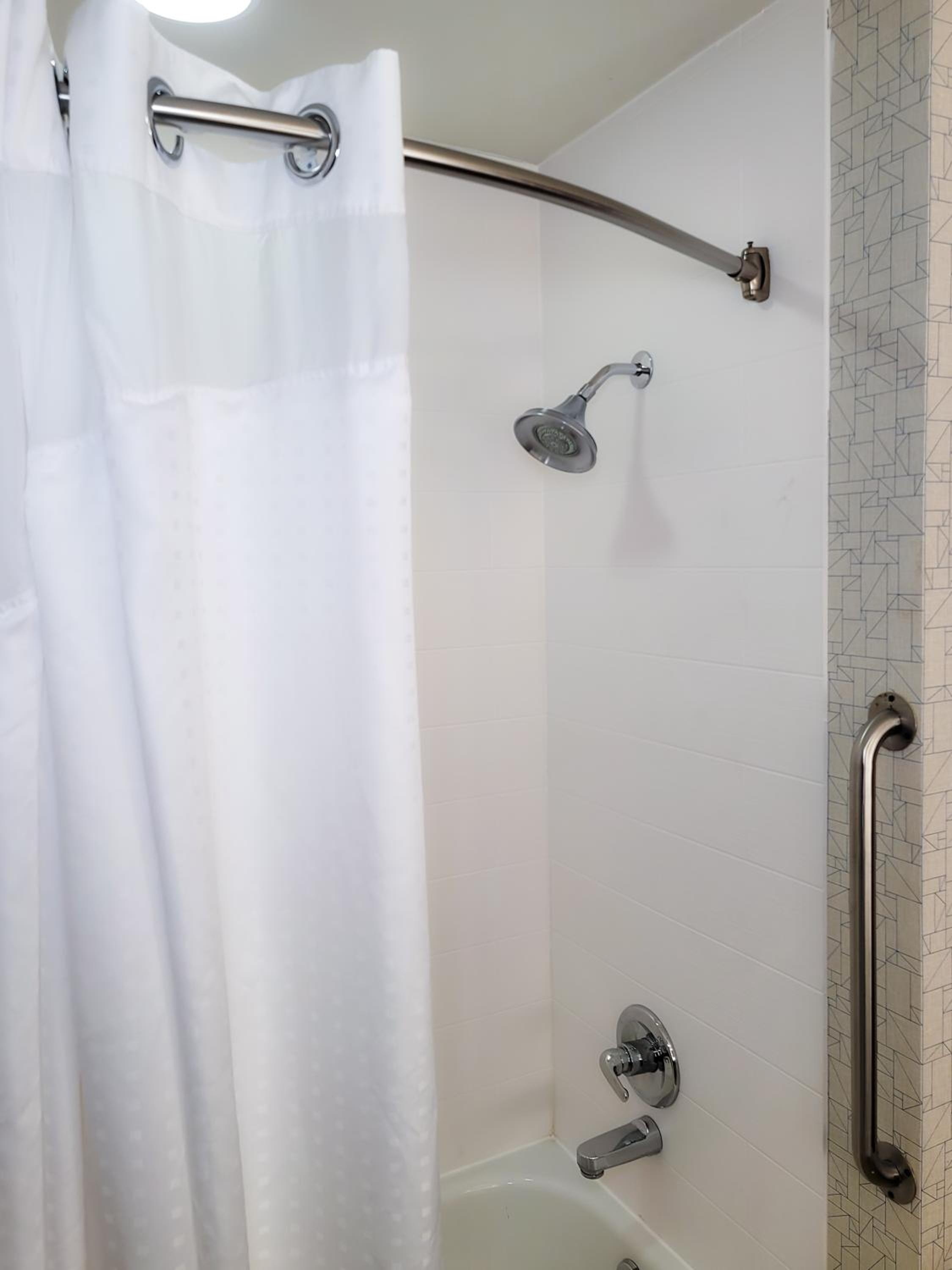 King Room - Disability Access - Photo 3
